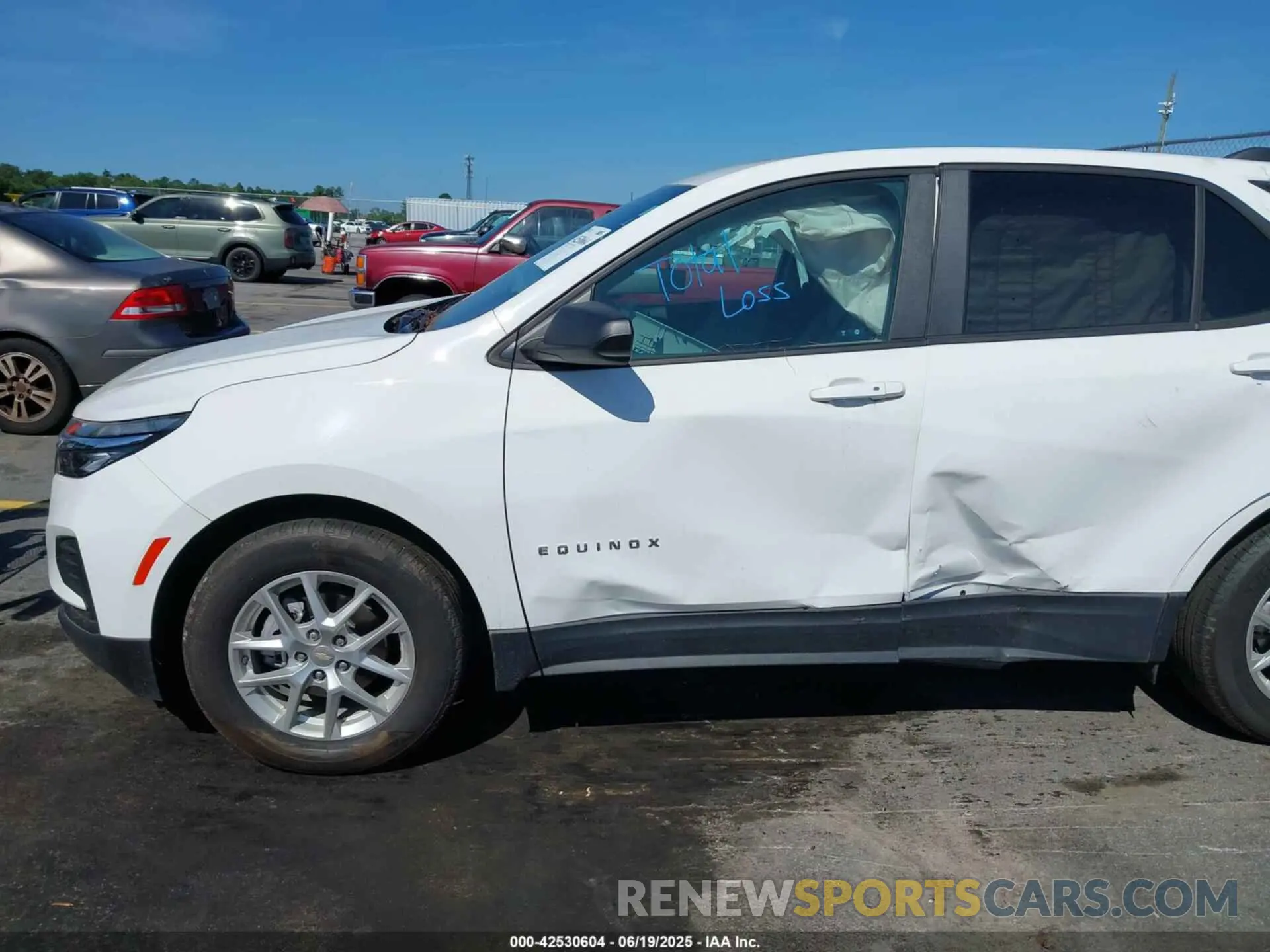 18 fotografías del automóvil dañado 3GNAXFEG6PL253871 CHEVROLET EQUINOX 2023