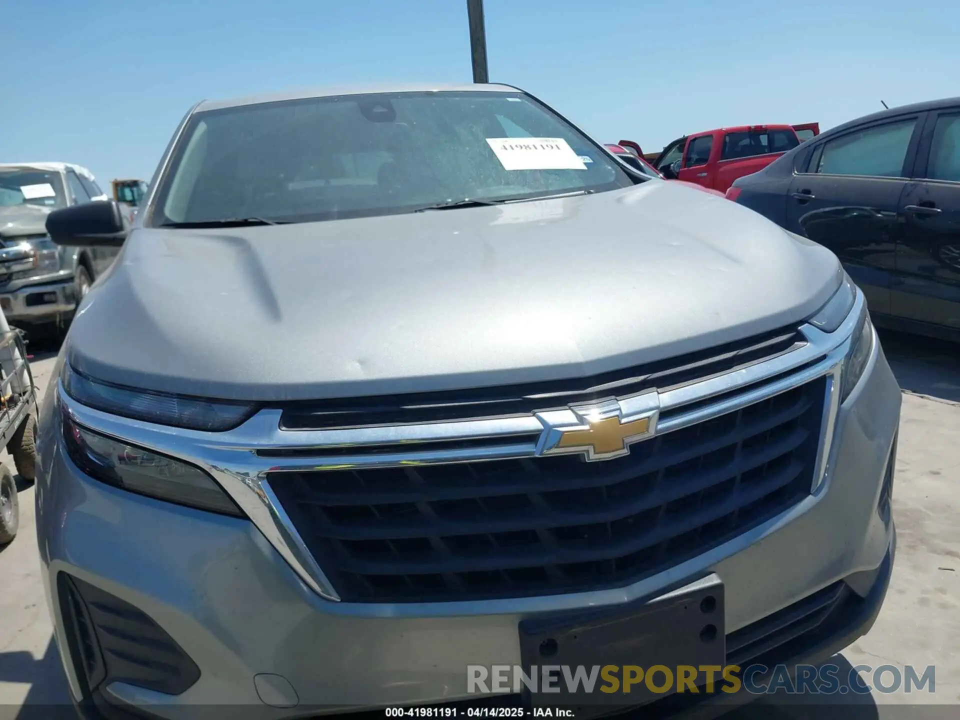 12 fotografías del automóvil dañado 3GNAXHEG2PL121394 CHEVROLET EQUINOX 2023