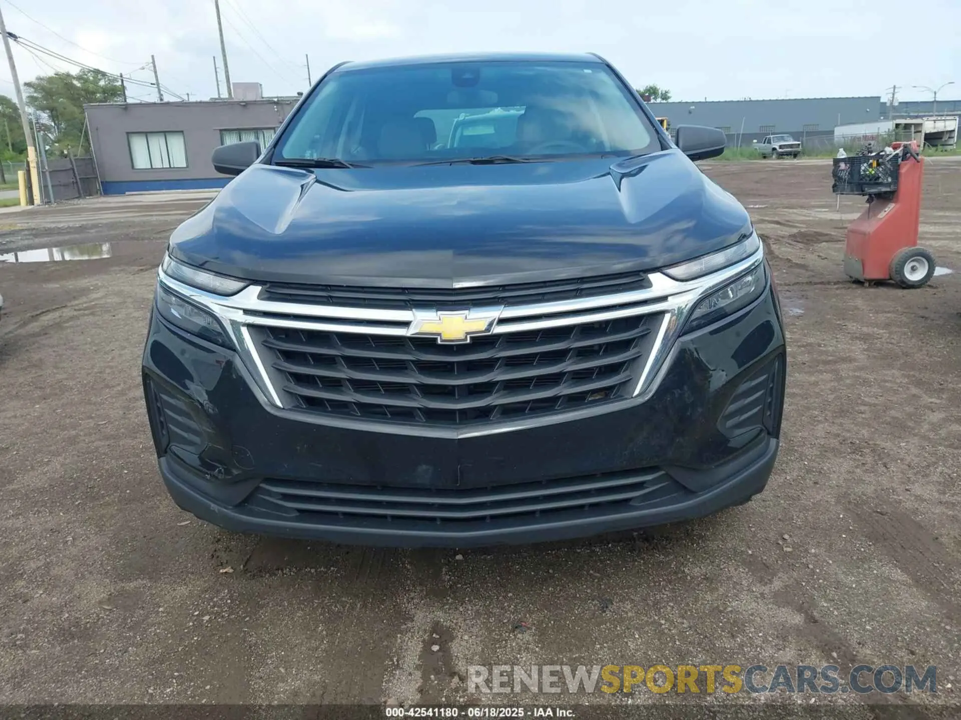 12 fotografías del automóvil dañado 3GNAXHEG2PL209992 CHEVROLET EQUINOX 2023