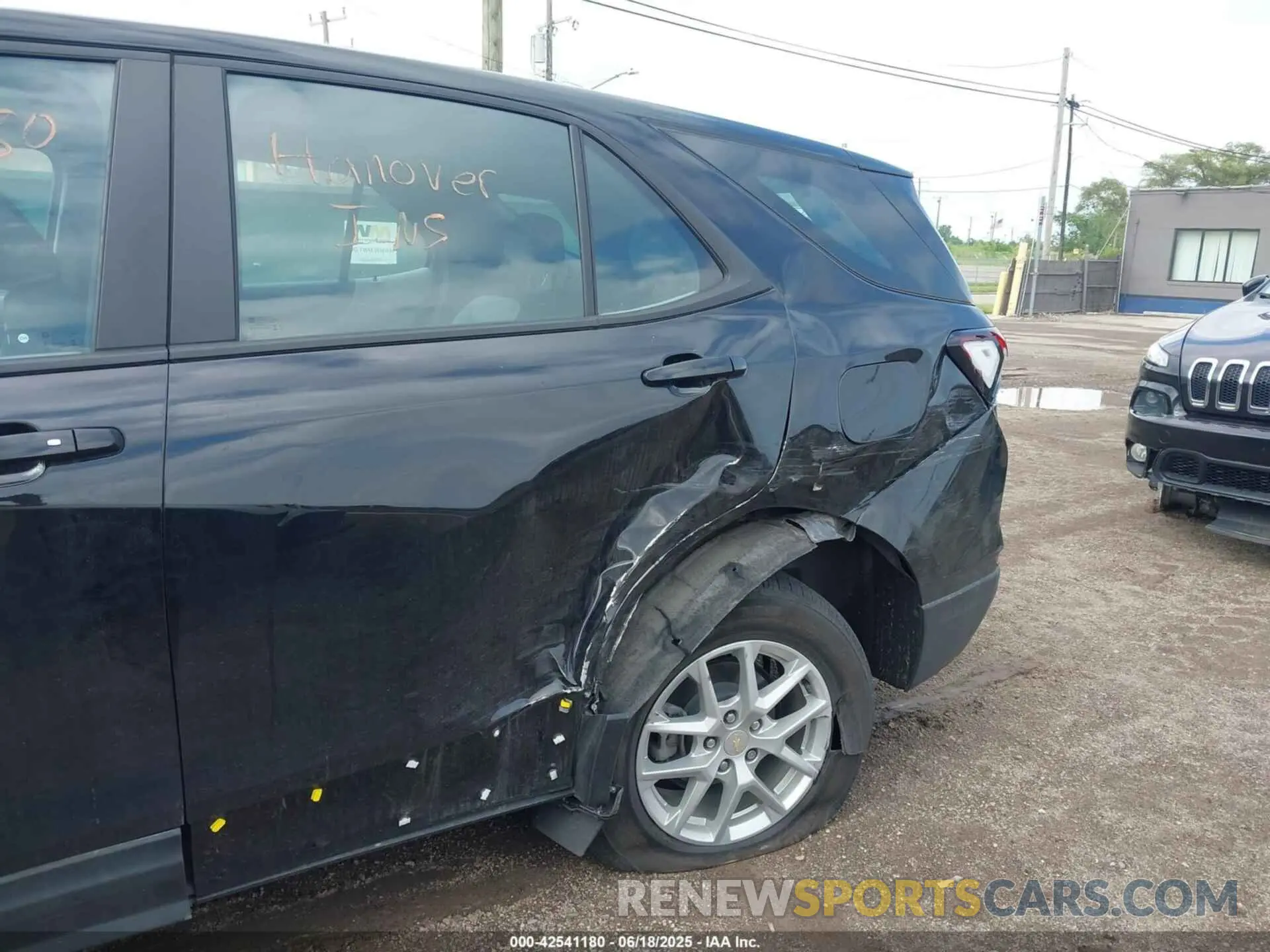 17 fotografías del automóvil dañado 3GNAXHEG2PL209992 CHEVROLET EQUINOX 2023