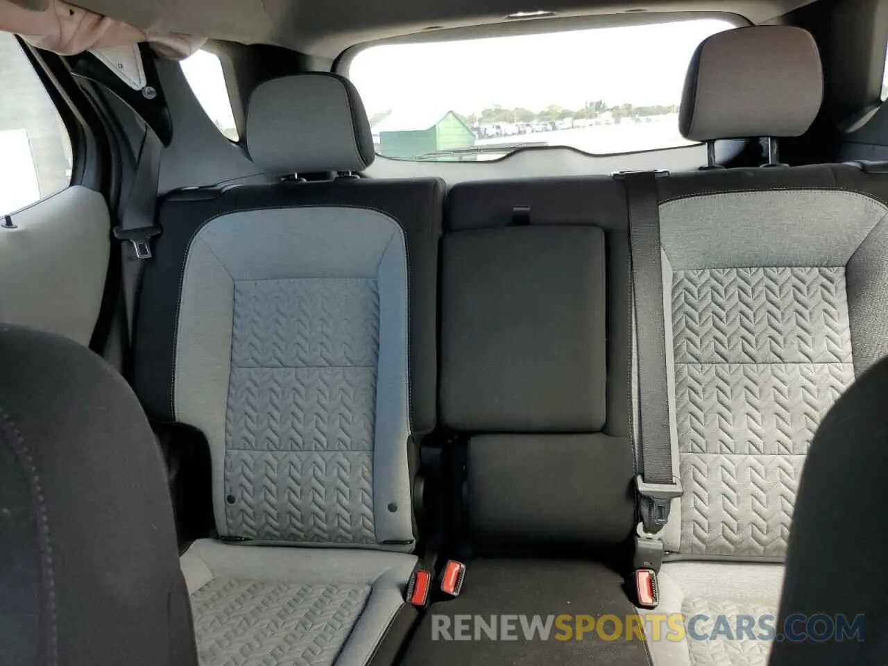 10 fotografías del automóvil dañado 3GNAXHEG2PL251207 CHEVROLET EQUINOX 2023