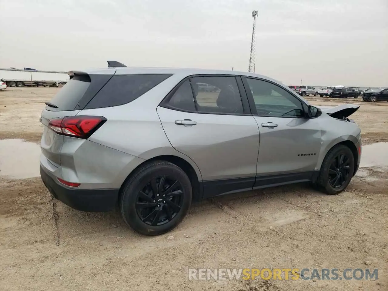 3 fotografías del automóvil dañado 3GNAXHEG3PL155828 CHEVROLET EQUINOX 2023