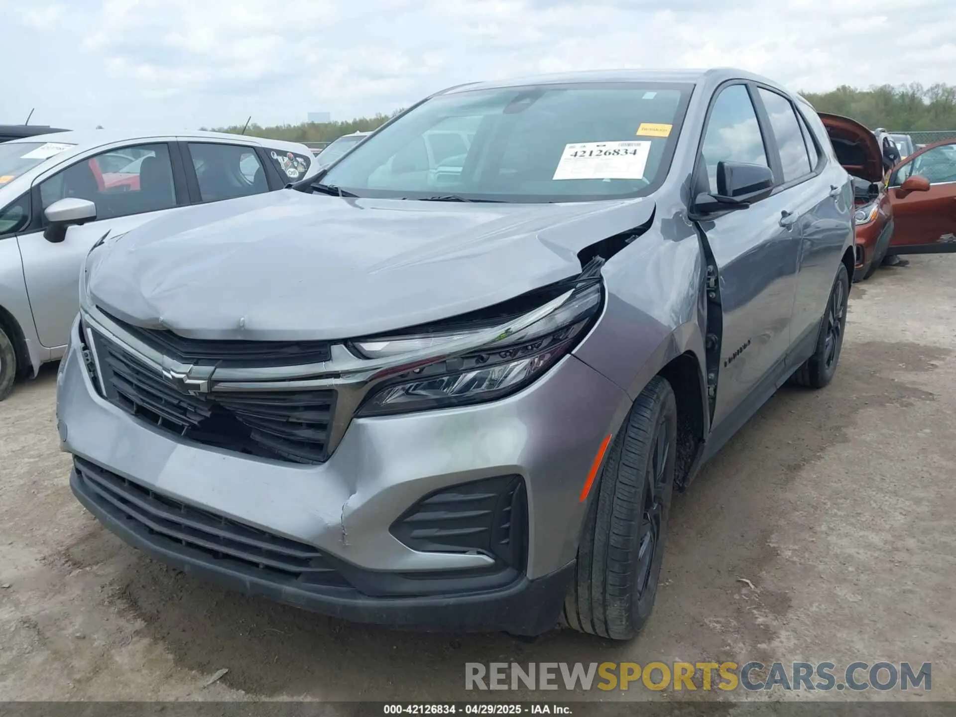 2 fotografías del automóvil dañado 3GNAXHEG3PL157644 CHEVROLET EQUINOX 2023