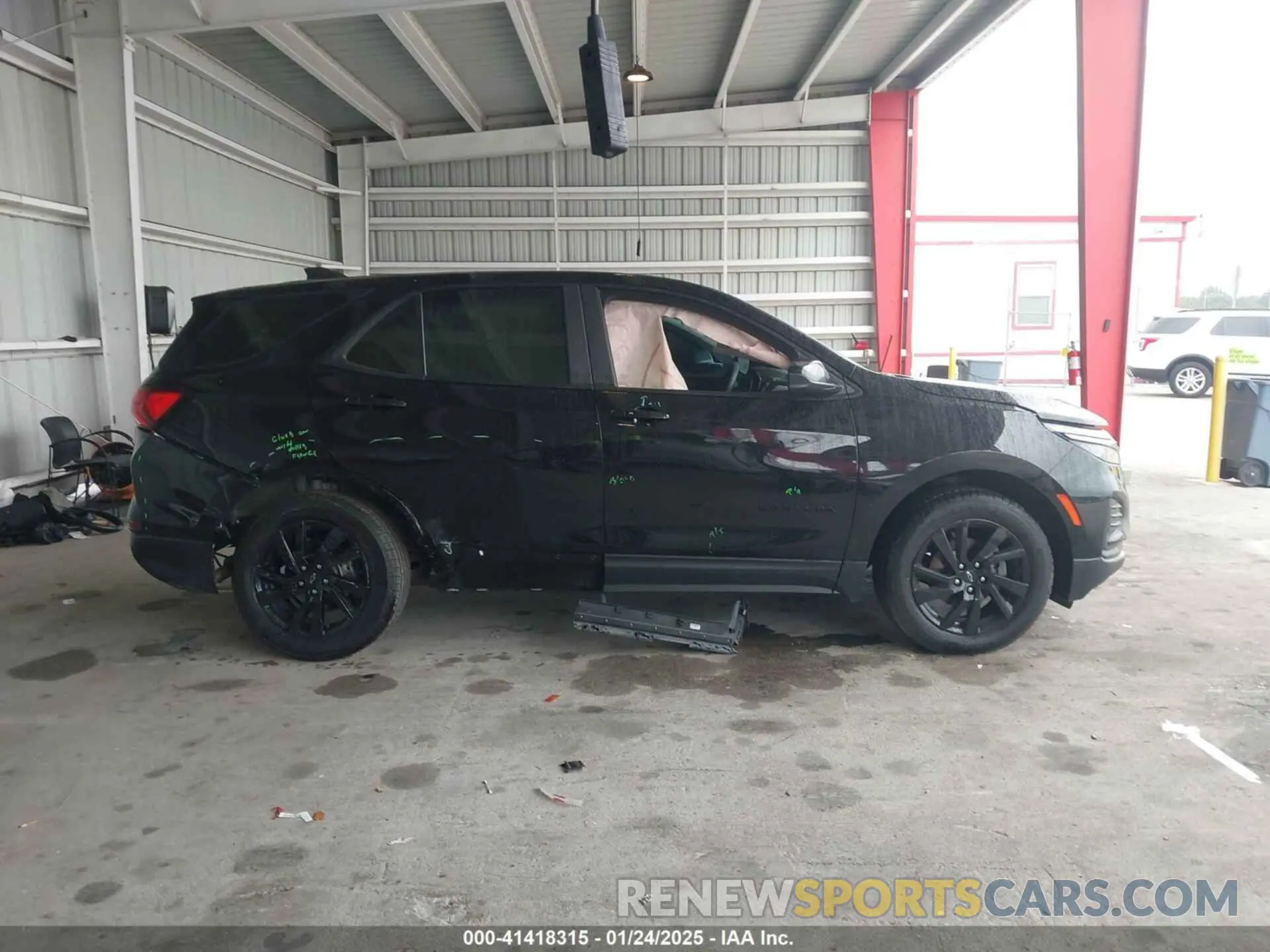 13 fotografías del automóvil dañado 3GNAXHEG6PL143446 CHEVROLET EQUINOX 2023