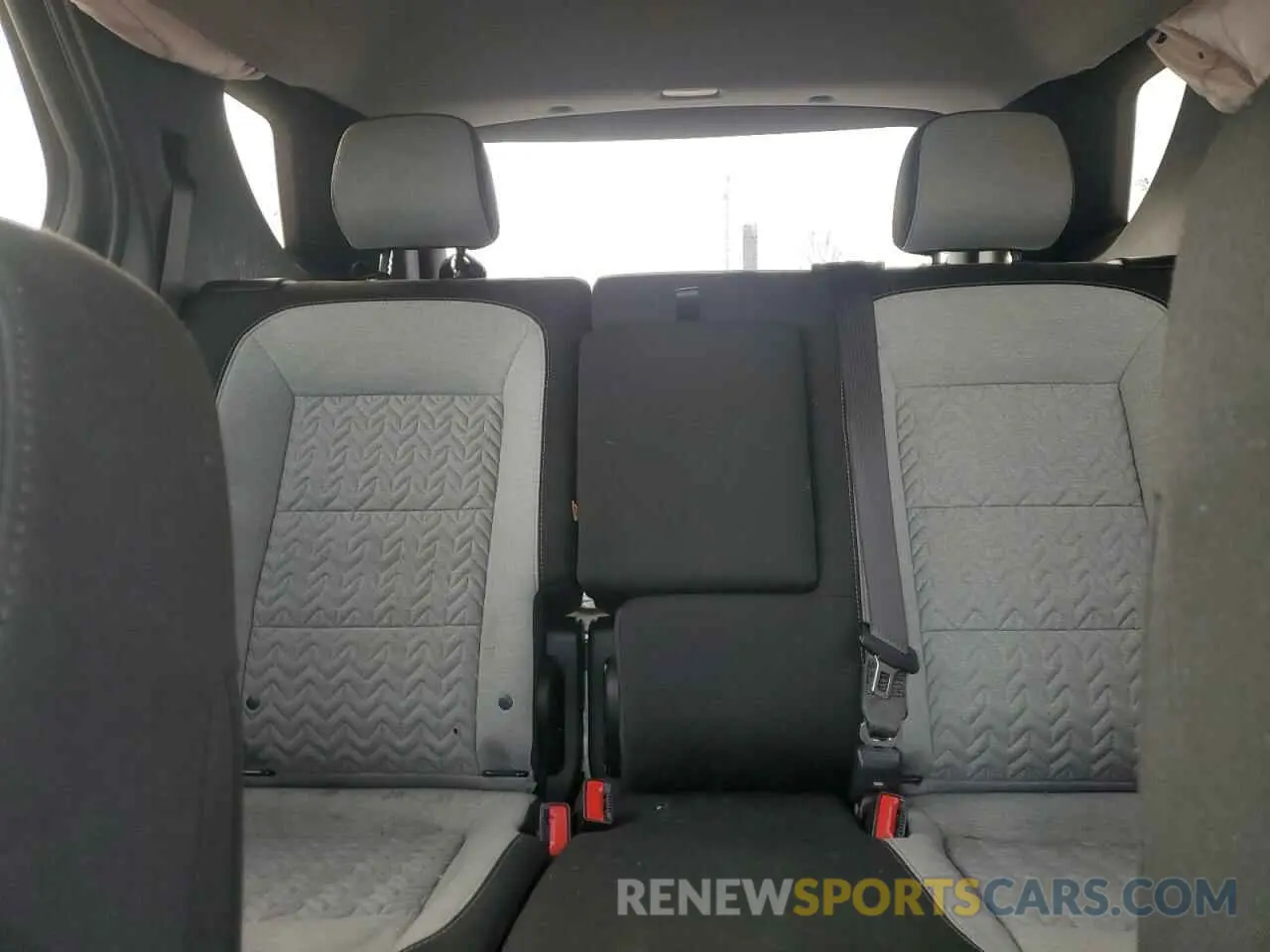 10 fotografías del automóvil dañado 3GNAXHEG8PL121545 CHEVROLET EQUINOX 2023