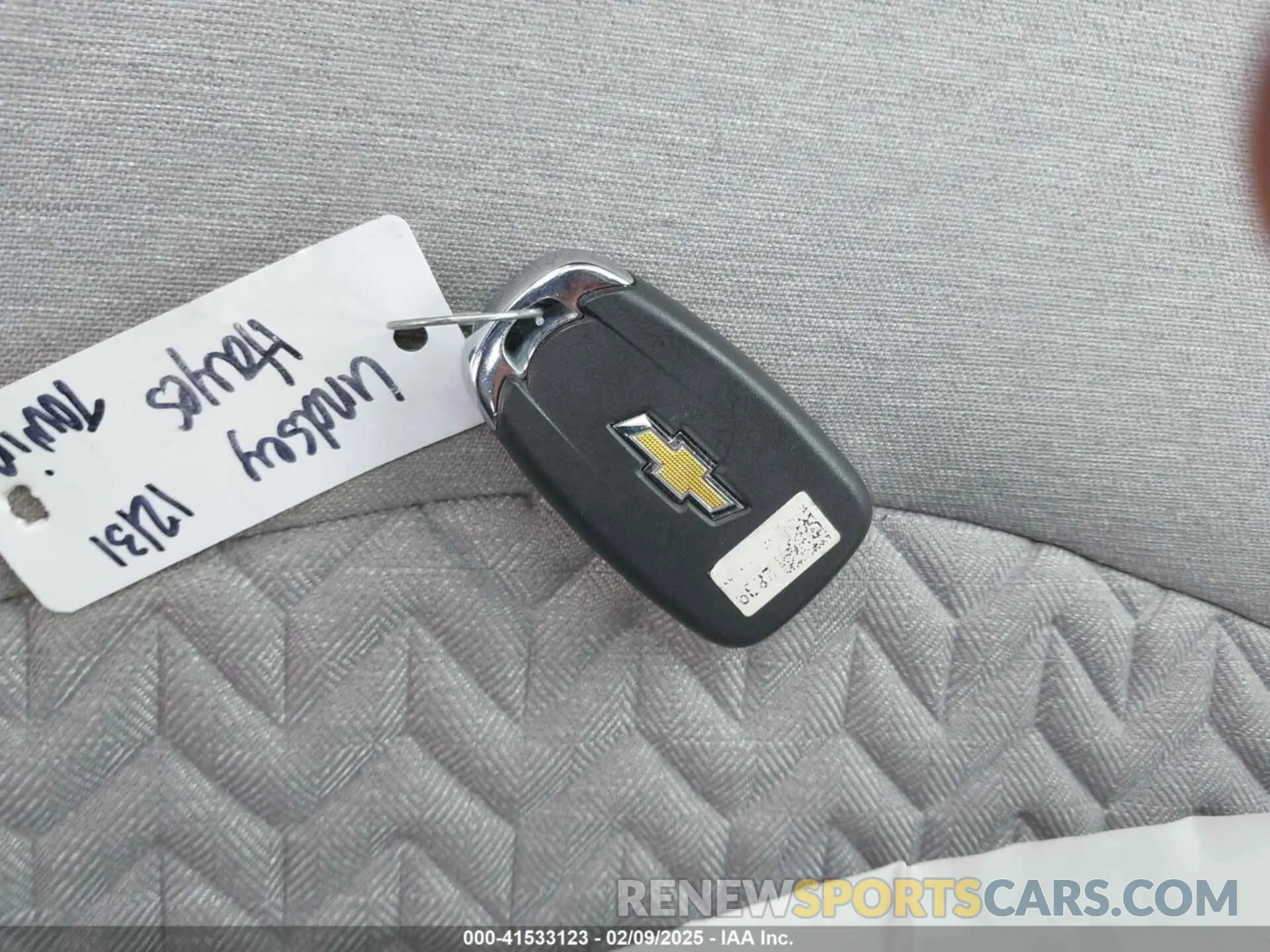 11 fotografías del automóvil dañado 3GNAXHEG8PL212556 CHEVROLET EQUINOX 2023