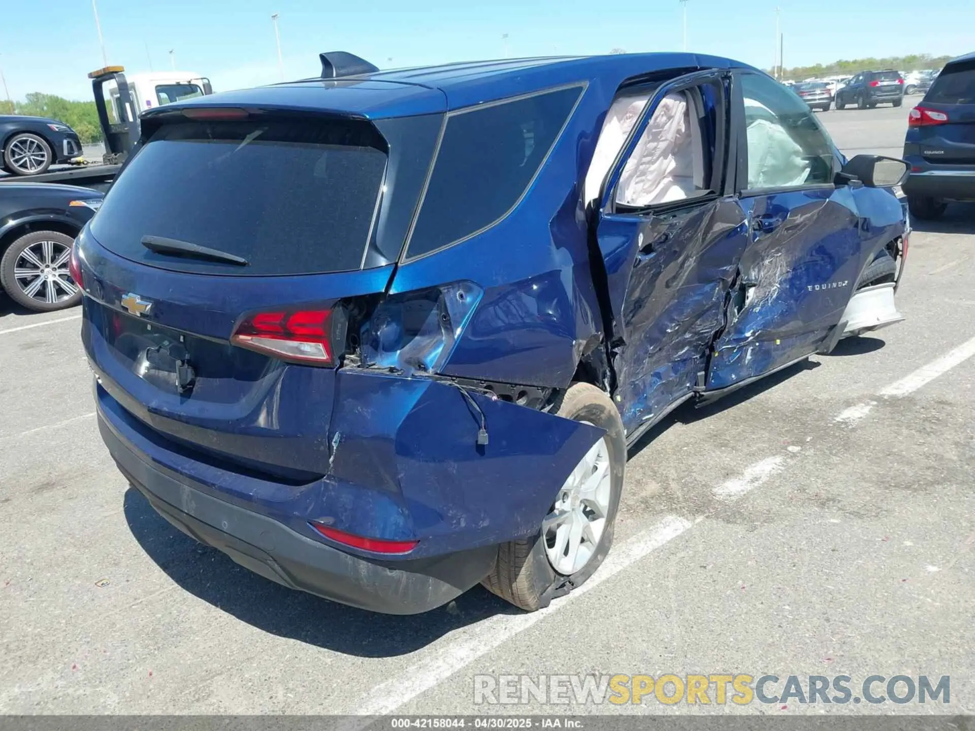 4 fotografías del automóvil dañado 3GNAXHEG9PL132280 CHEVROLET EQUINOX 2023