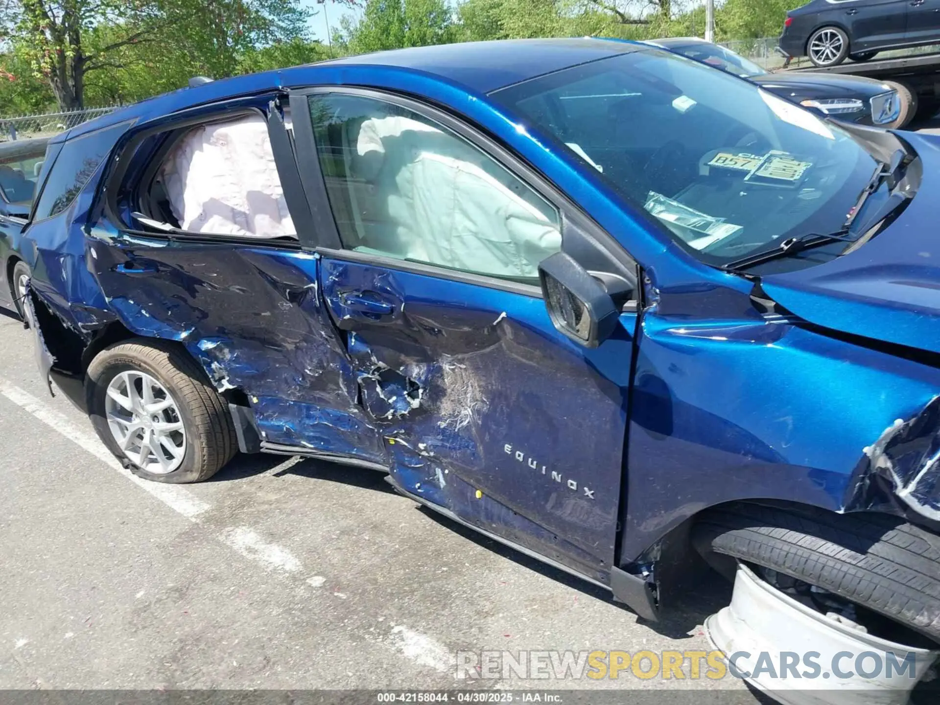 6 fotografías del automóvil dañado 3GNAXHEG9PL132280 CHEVROLET EQUINOX 2023