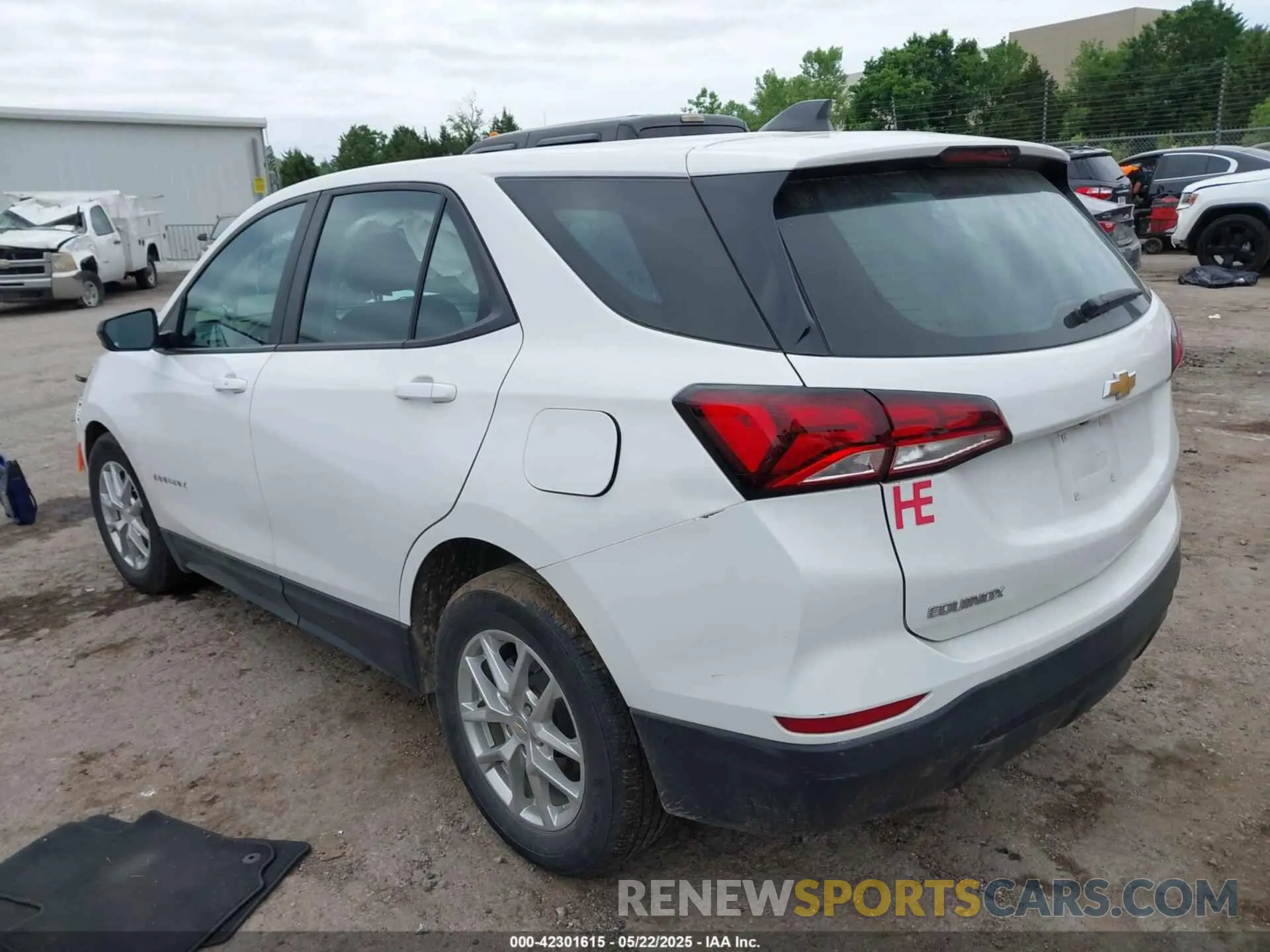 3 fotografías del automóvil dañado 3GNAXHEG9PL178112 CHEVROLET EQUINOX 2023