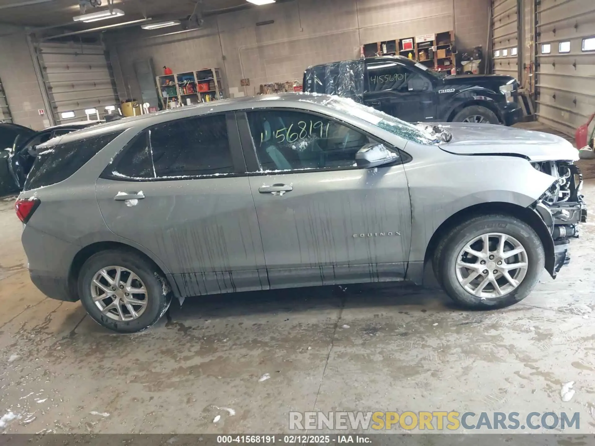13 fotografías del automóvil dañado 3GNAXHEG9PL229365 CHEVROLET EQUINOX 2023