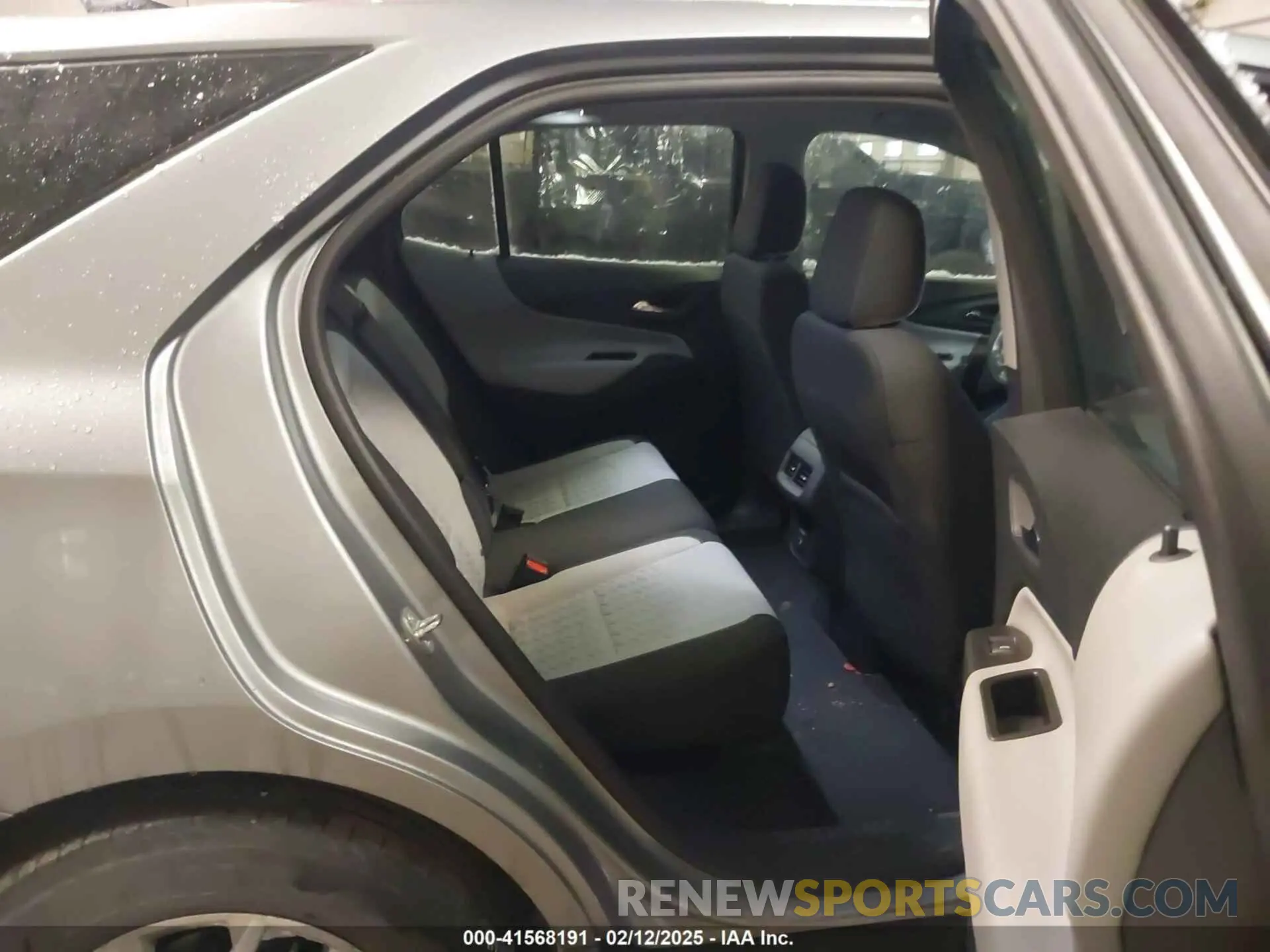 8 fotografías del automóvil dañado 3GNAXHEG9PL229365 CHEVROLET EQUINOX 2023