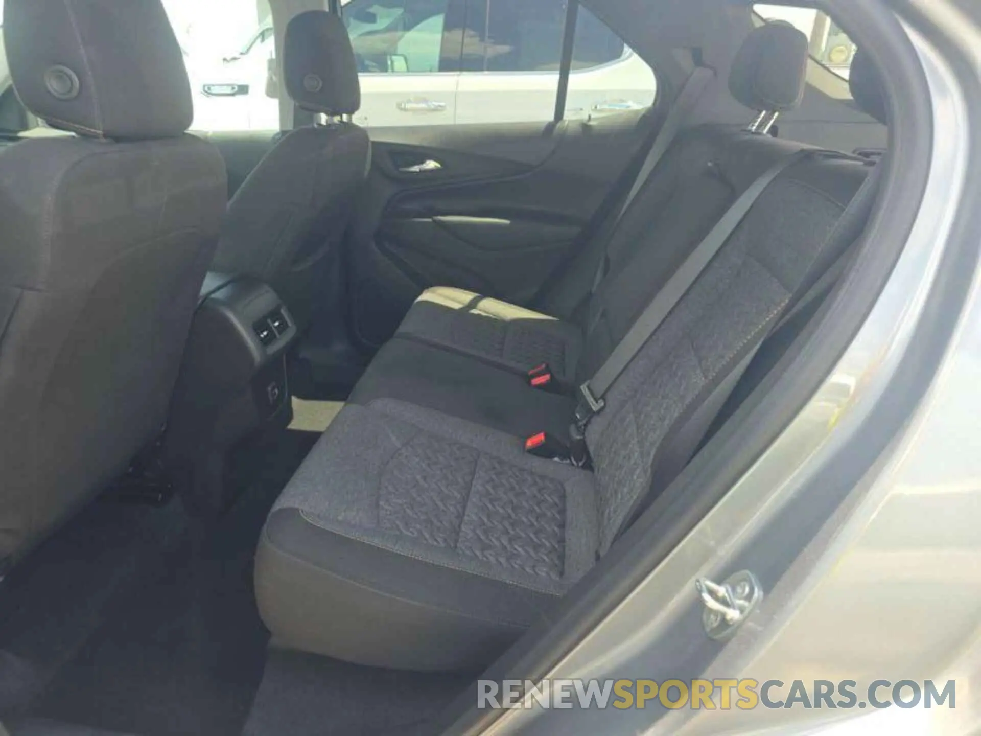 4 fotografías del automóvil dañado 3GNAXJEG0PL125824 CHEVROLET EQUINOX 2023
