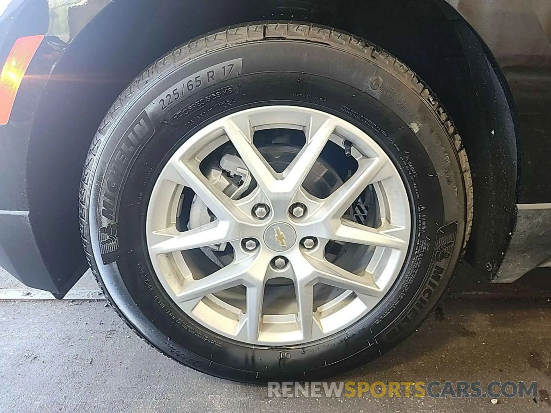 3 fotografías del automóvil dañado 3GNAXJEG1PL118221 CHEVROLET EQUINOX 2023