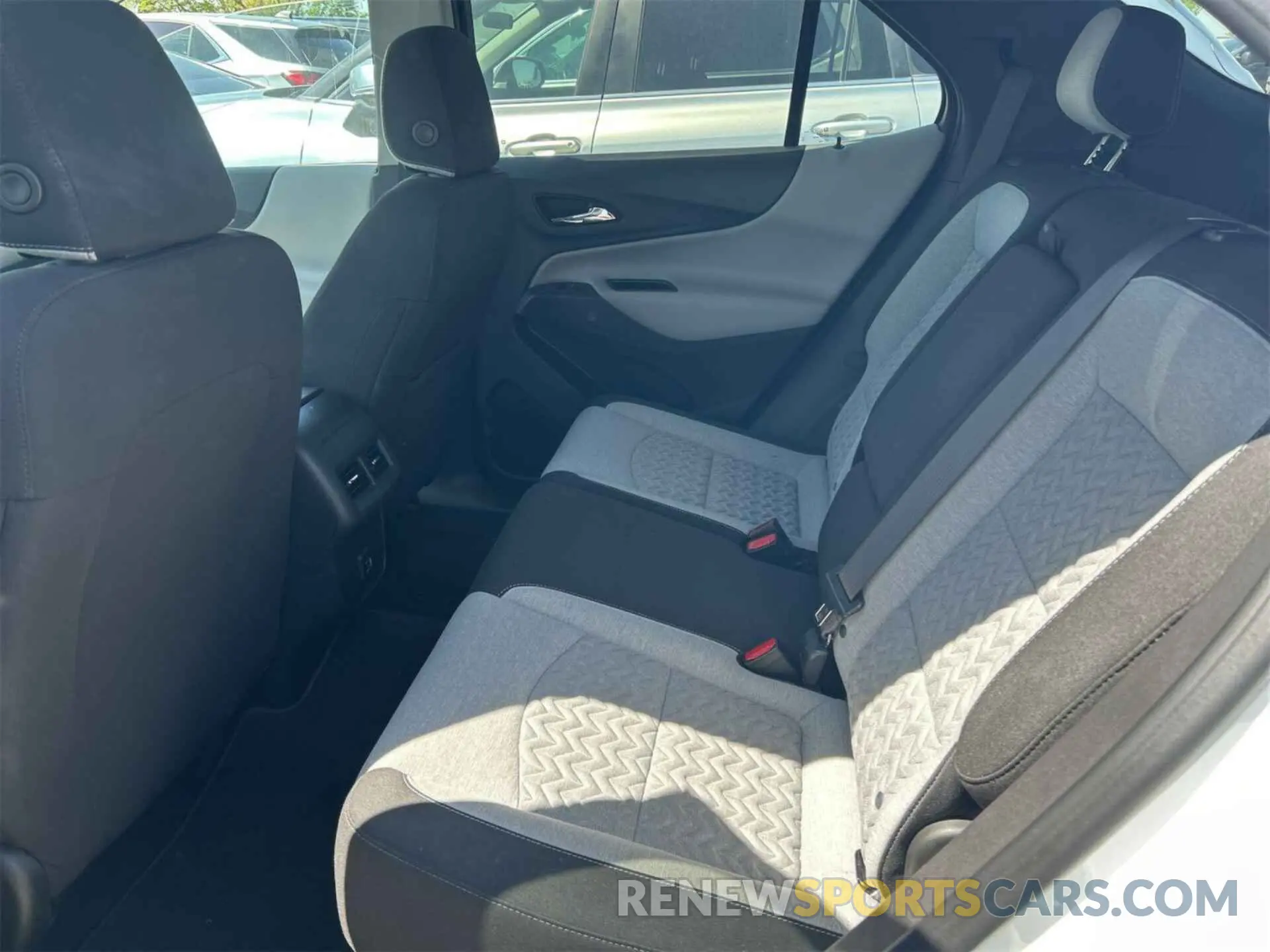 17 fotografías del automóvil dañado 3GNAXJEG2PL127722 CHEVROLET EQUINOX 2023