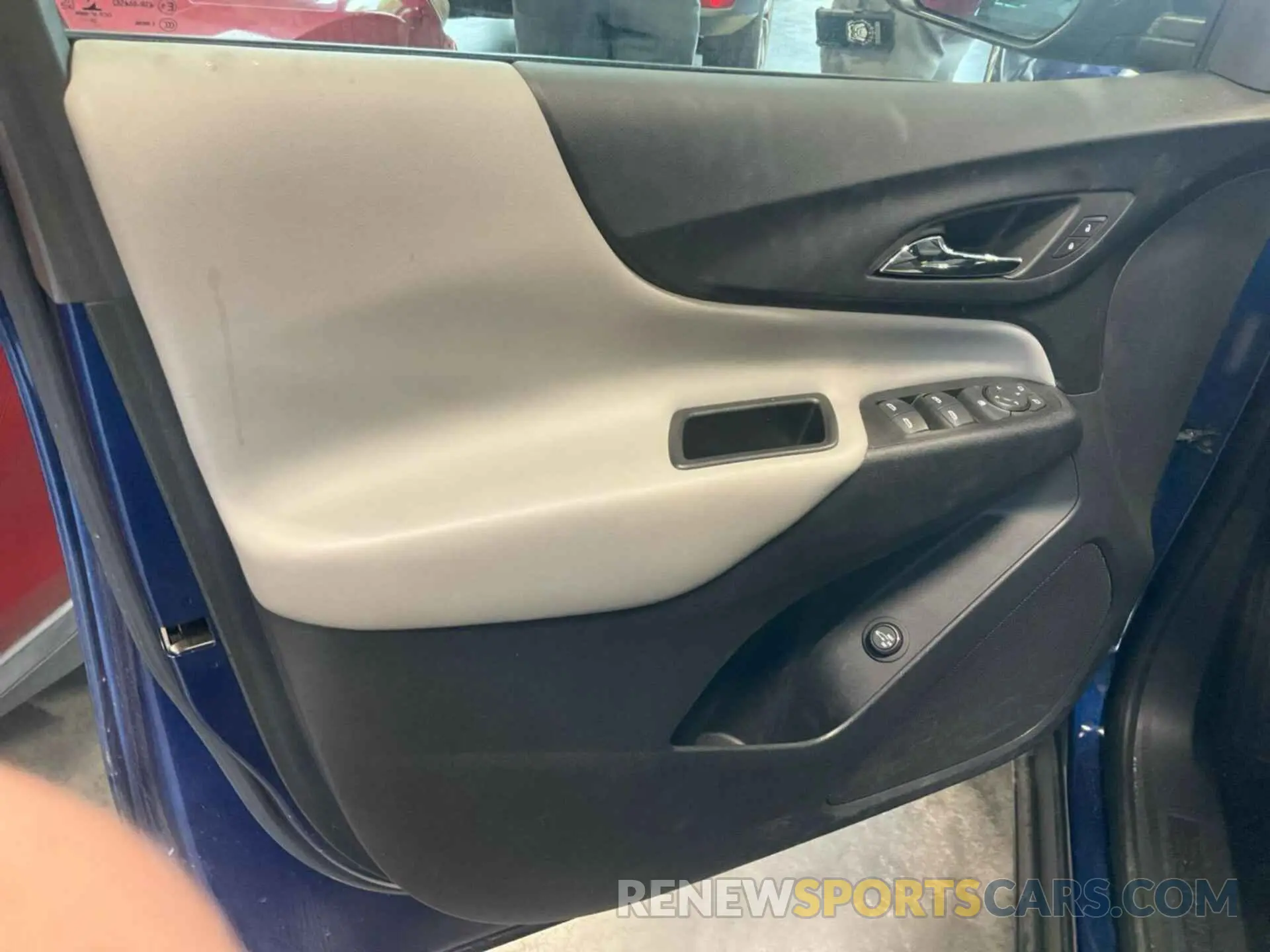2 fotografías del automóvil dañado 3GNAXJEG6PL118067 CHEVROLET EQUINOX 2023