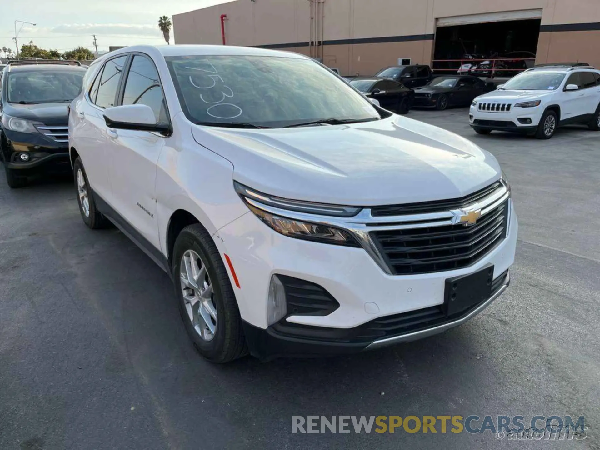 5 fotografías del automóvil dañado 3GNAXJEG6PL237530 CHEVROLET EQUINOX 2023