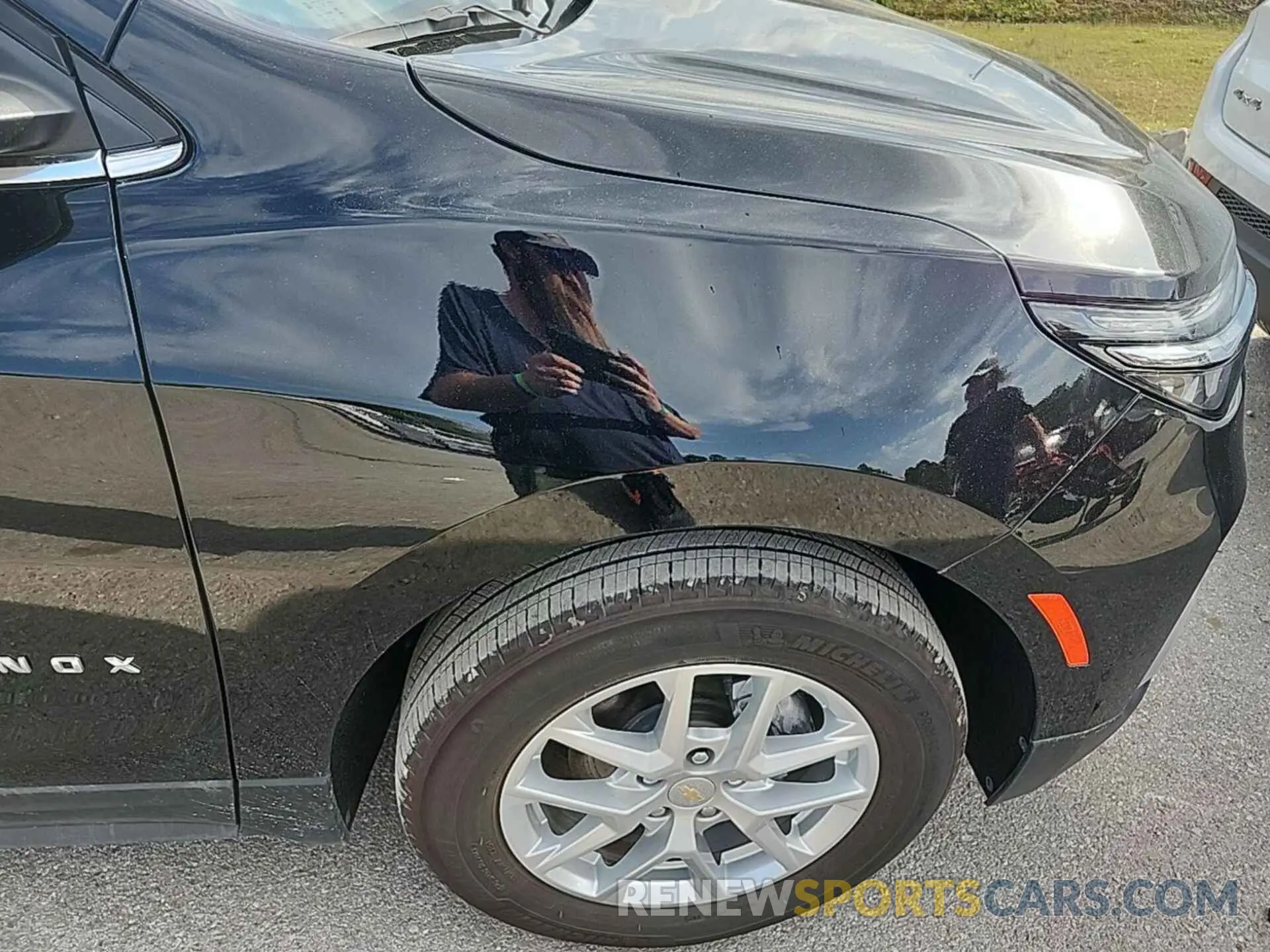 2 fotografías del automóvil dañado 3GNAXJEG9PL253348 CHEVROLET EQUINOX 2023