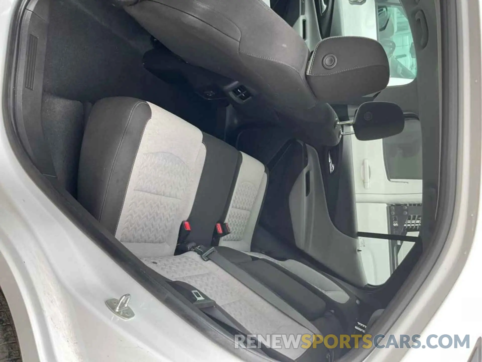 15 fotografías del automóvil dañado 3GNAXJEGXPL127774 CHEVROLET EQUINOX 2023