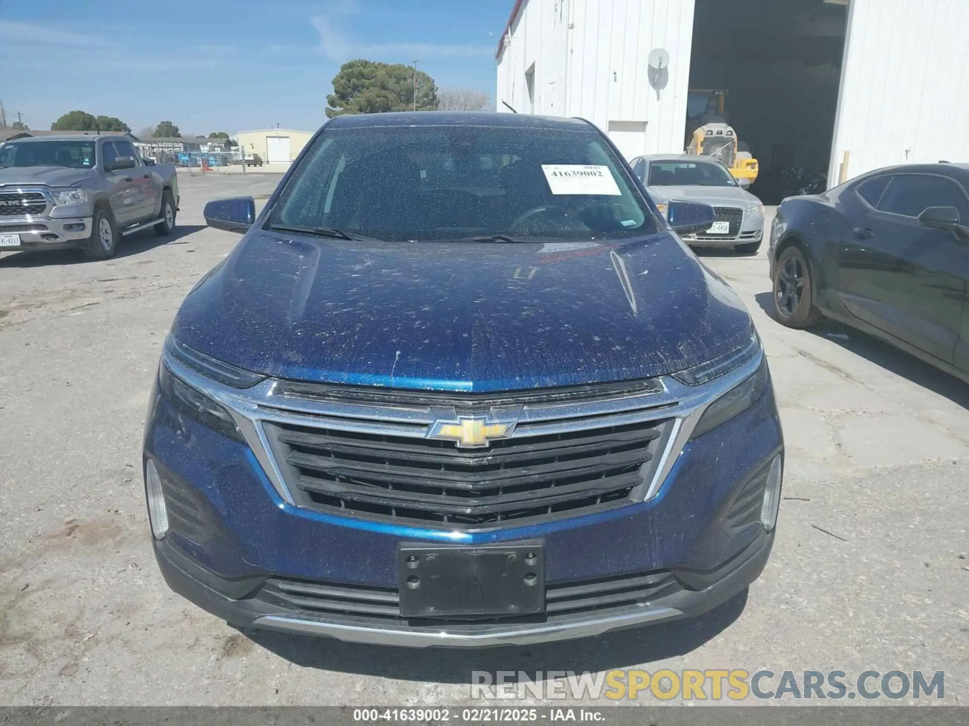 12 fotografías del automóvil dañado 3GNAXKEG0PL193028 CHEVROLET EQUINOX 2023