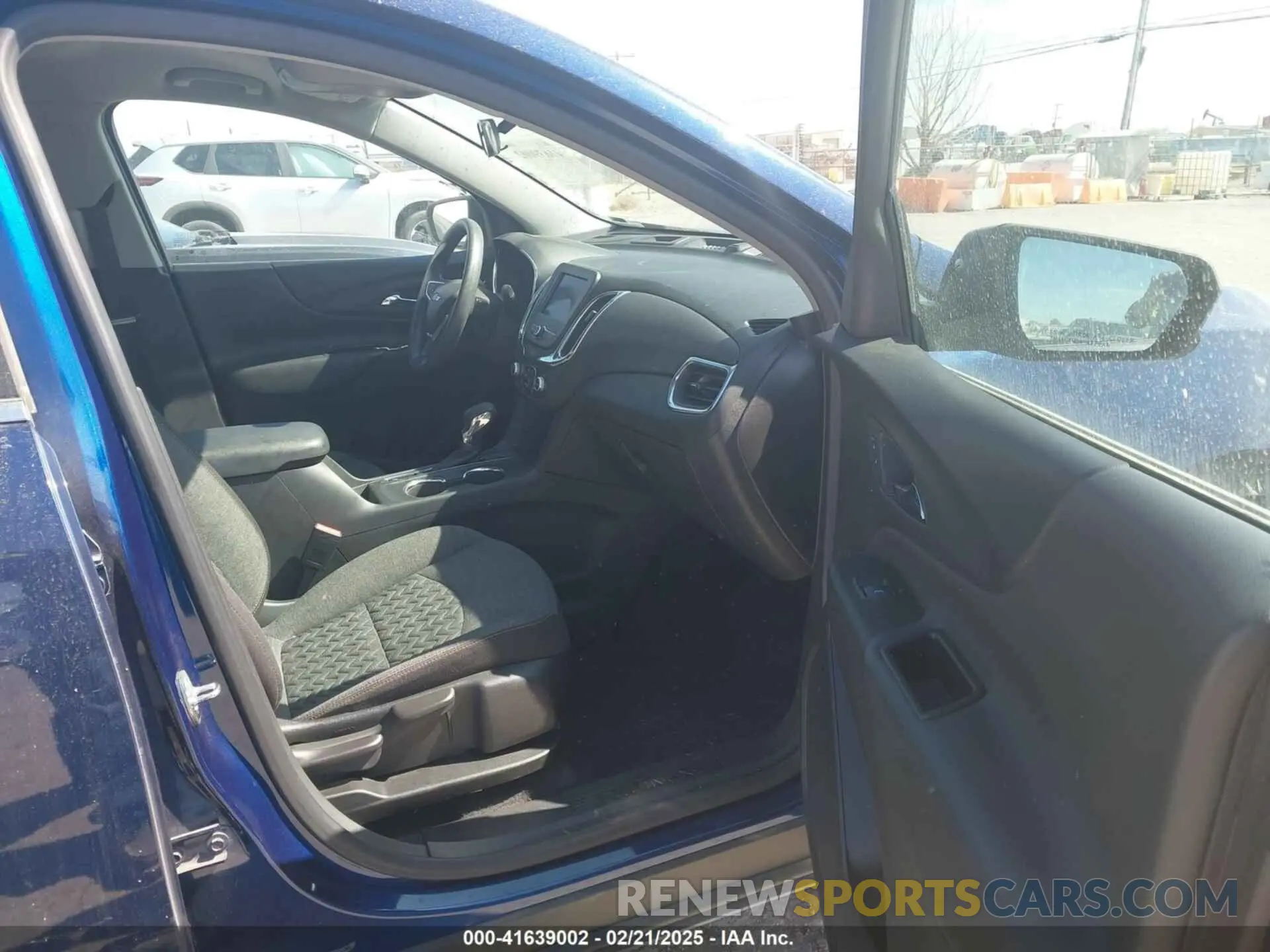 5 fotografías del automóvil dañado 3GNAXKEG0PL193028 CHEVROLET EQUINOX 2023