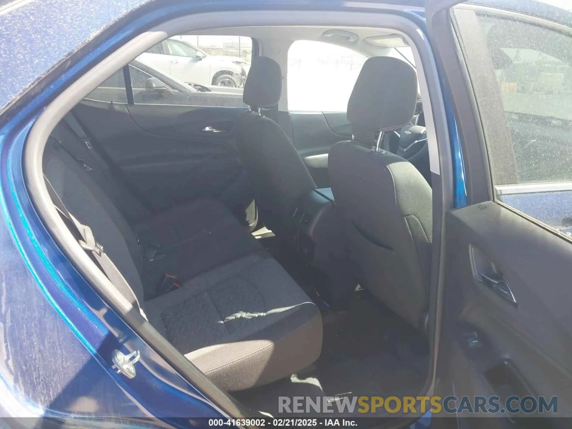 8 fotografías del automóvil dañado 3GNAXKEG0PL193028 CHEVROLET EQUINOX 2023