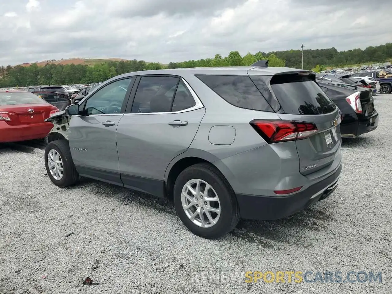 2 fotografías del automóvil dañado 3GNAXKEG0PL248528 CHEVROLET EQUINOX 2023