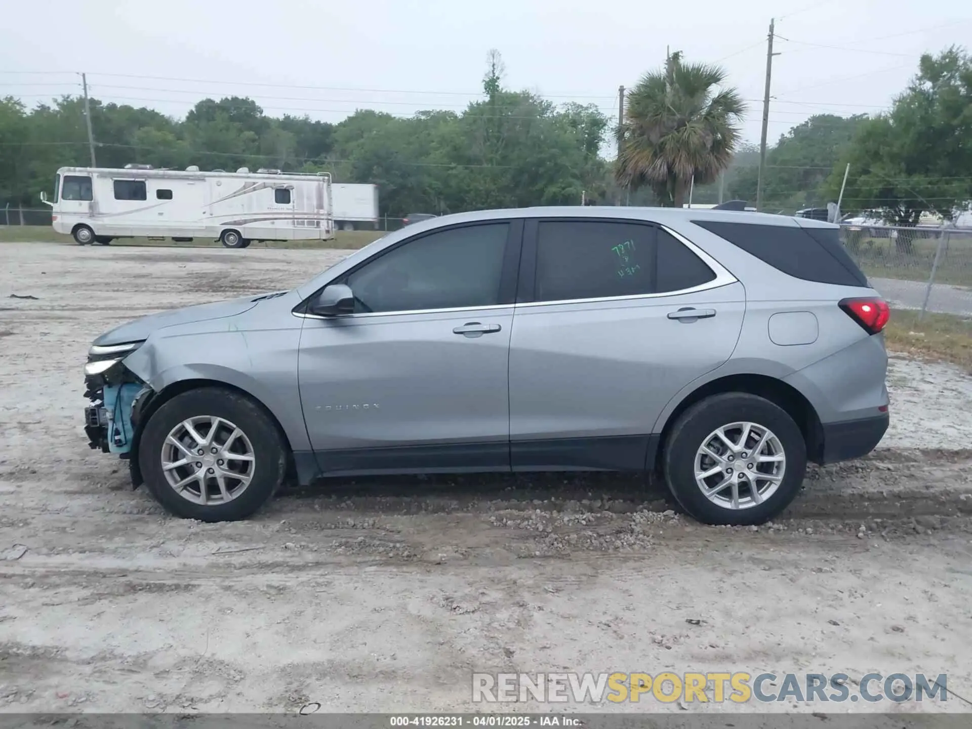 15 fotografías del automóvil dañado 3GNAXKEG0PL273719 CHEVROLET EQUINOX 2023