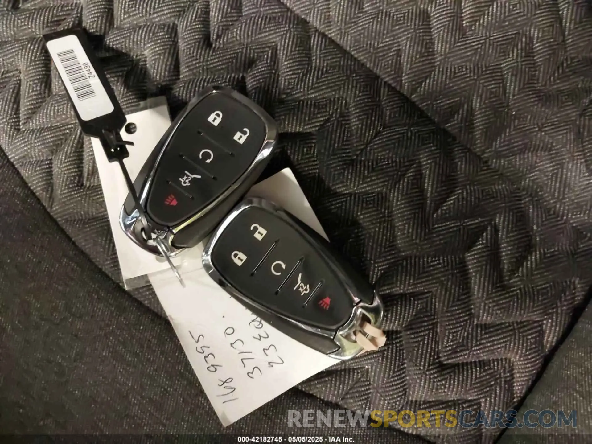 11 fotografías del automóvil dañado 3GNAXKEG0PS137130 CHEVROLET EQUINOX 2023