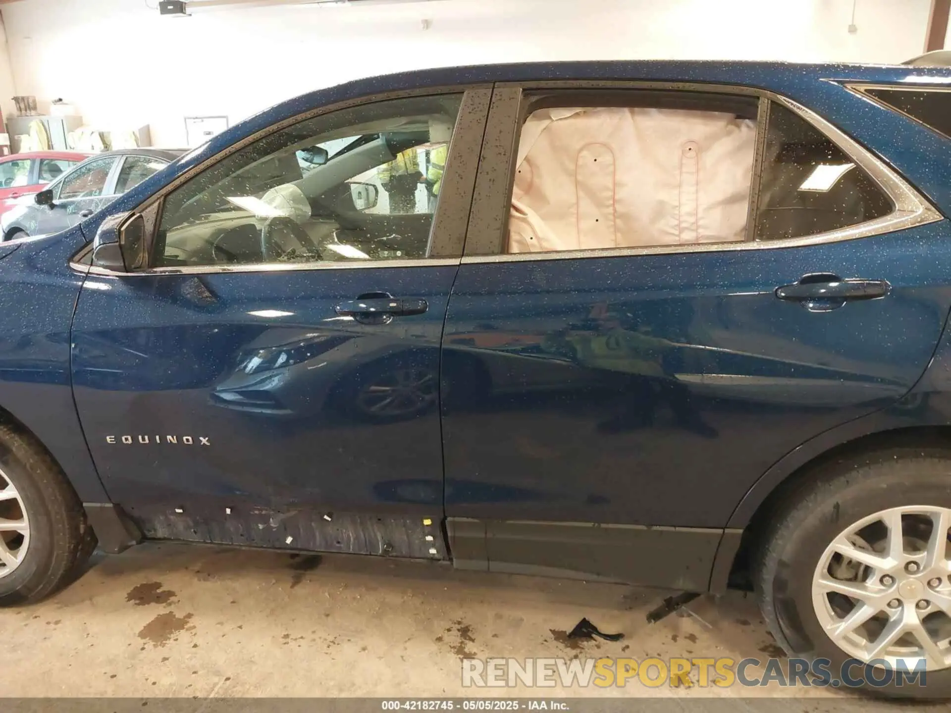 14 fotografías del automóvil dañado 3GNAXKEG0PS137130 CHEVROLET EQUINOX 2023