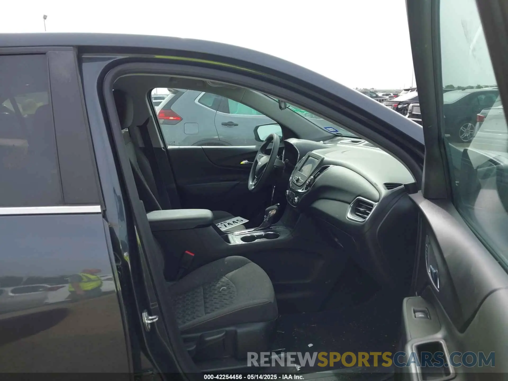 5 fotografías del automóvil dañado 3GNAXKEG0PS167129 CHEVROLET EQUINOX 2023