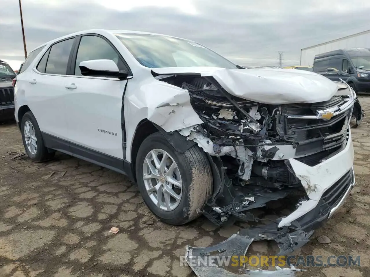 4 fotografías del automóvil dañado 3GNAXKEG1PL104762 CHEVROLET EQUINOX 2023