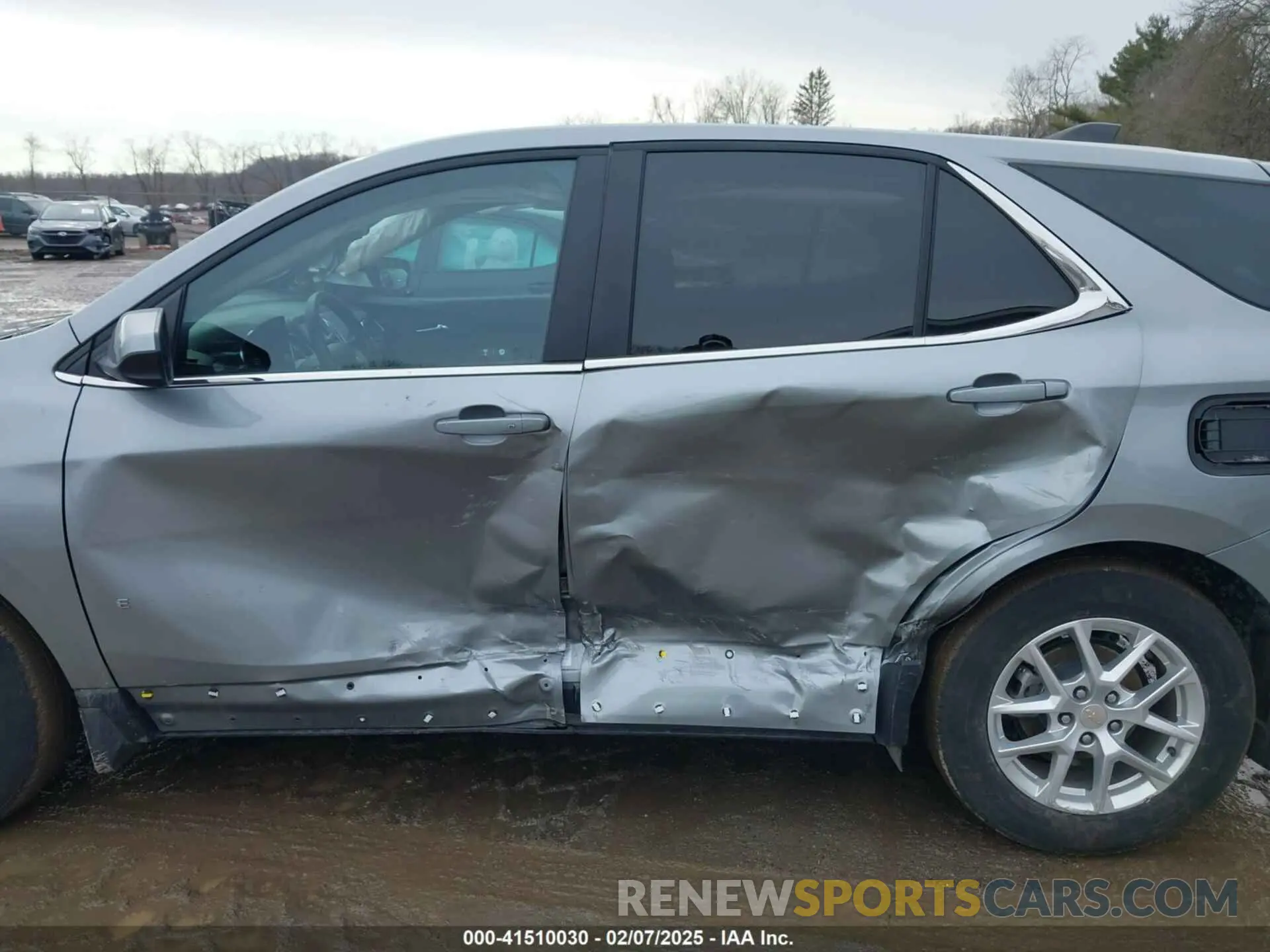 19 fotografías del automóvil dañado 3GNAXKEG1PS146032 CHEVROLET EQUINOX 2023