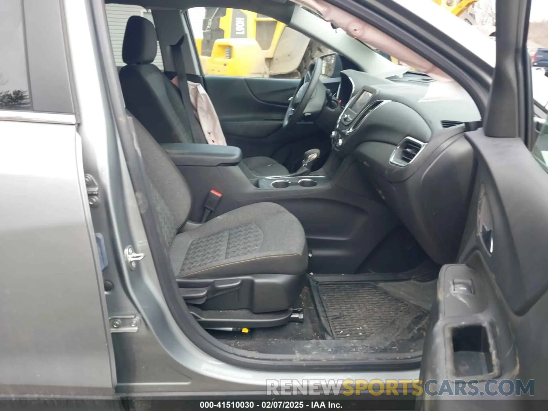 5 fotografías del automóvil dañado 3GNAXKEG1PS146032 CHEVROLET EQUINOX 2023