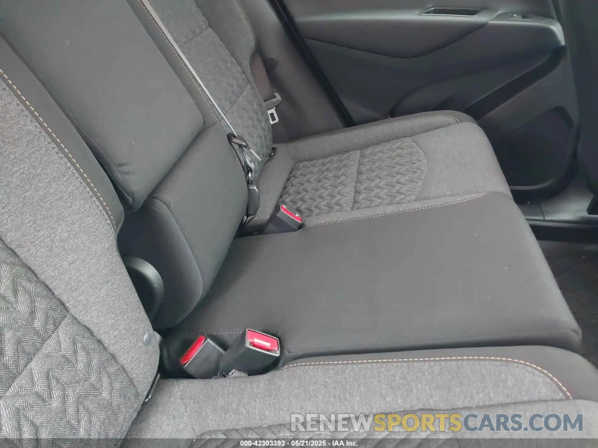 8 fotografías del automóvil dañado 3GNAXKEG1PS157600 CHEVROLET EQUINOX 2023