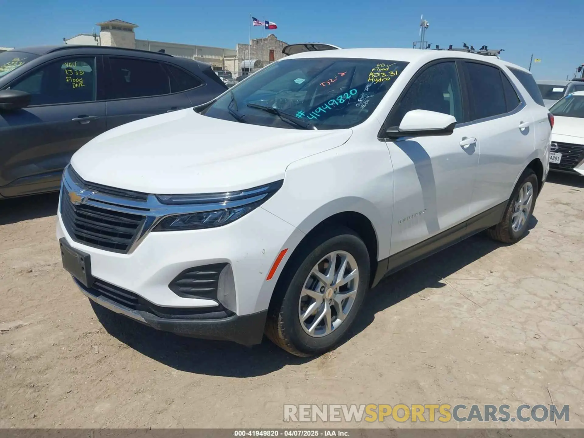 2 fotografías del automóvil dañado 3GNAXKEG1PS204866 CHEVROLET EQUINOX 2023