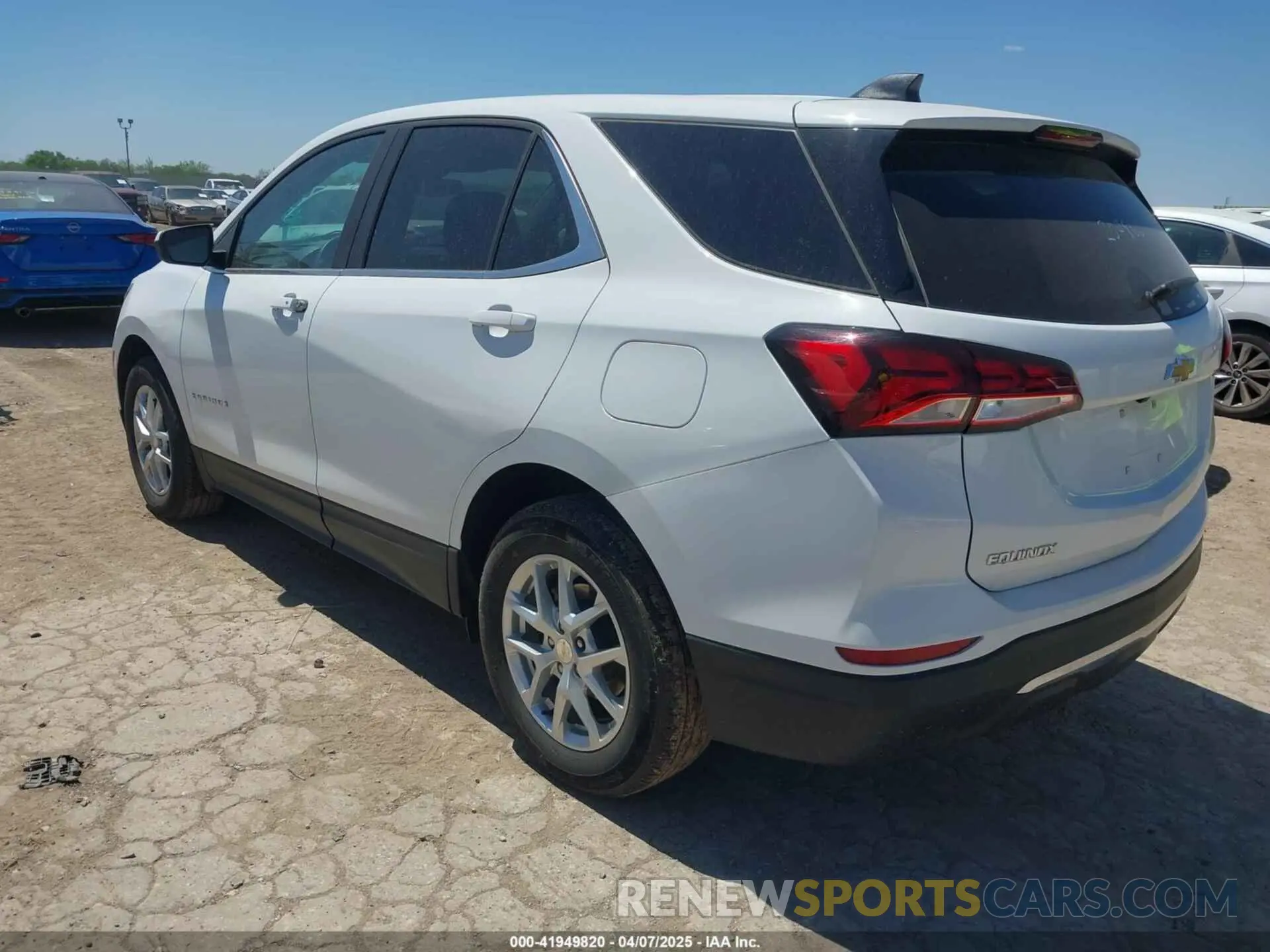 3 fotografías del automóvil dañado 3GNAXKEG1PS204866 CHEVROLET EQUINOX 2023