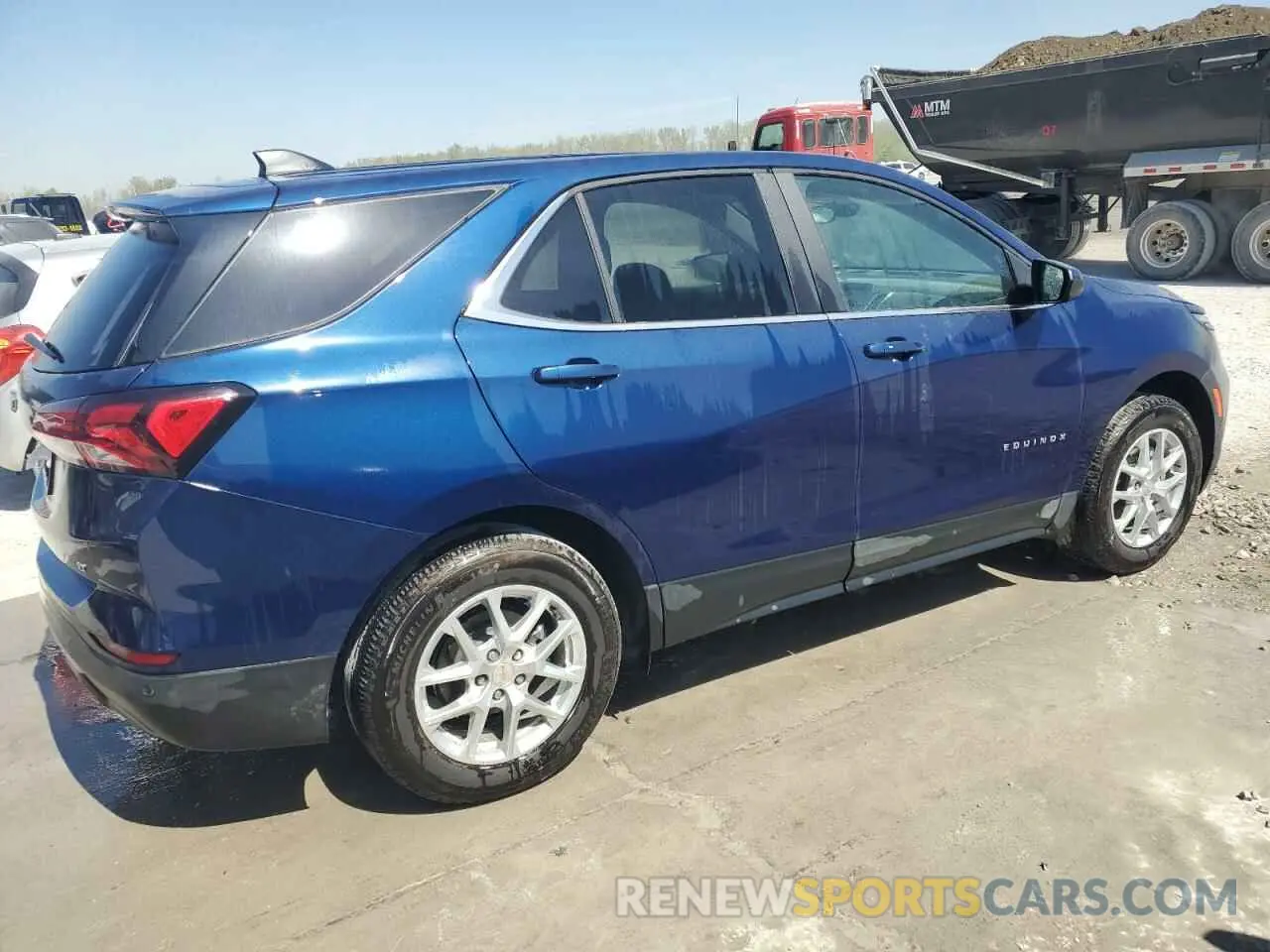 3 fotografías del automóvil dañado 3GNAXKEG2PL110005 CHEVROLET EQUINOX 2023