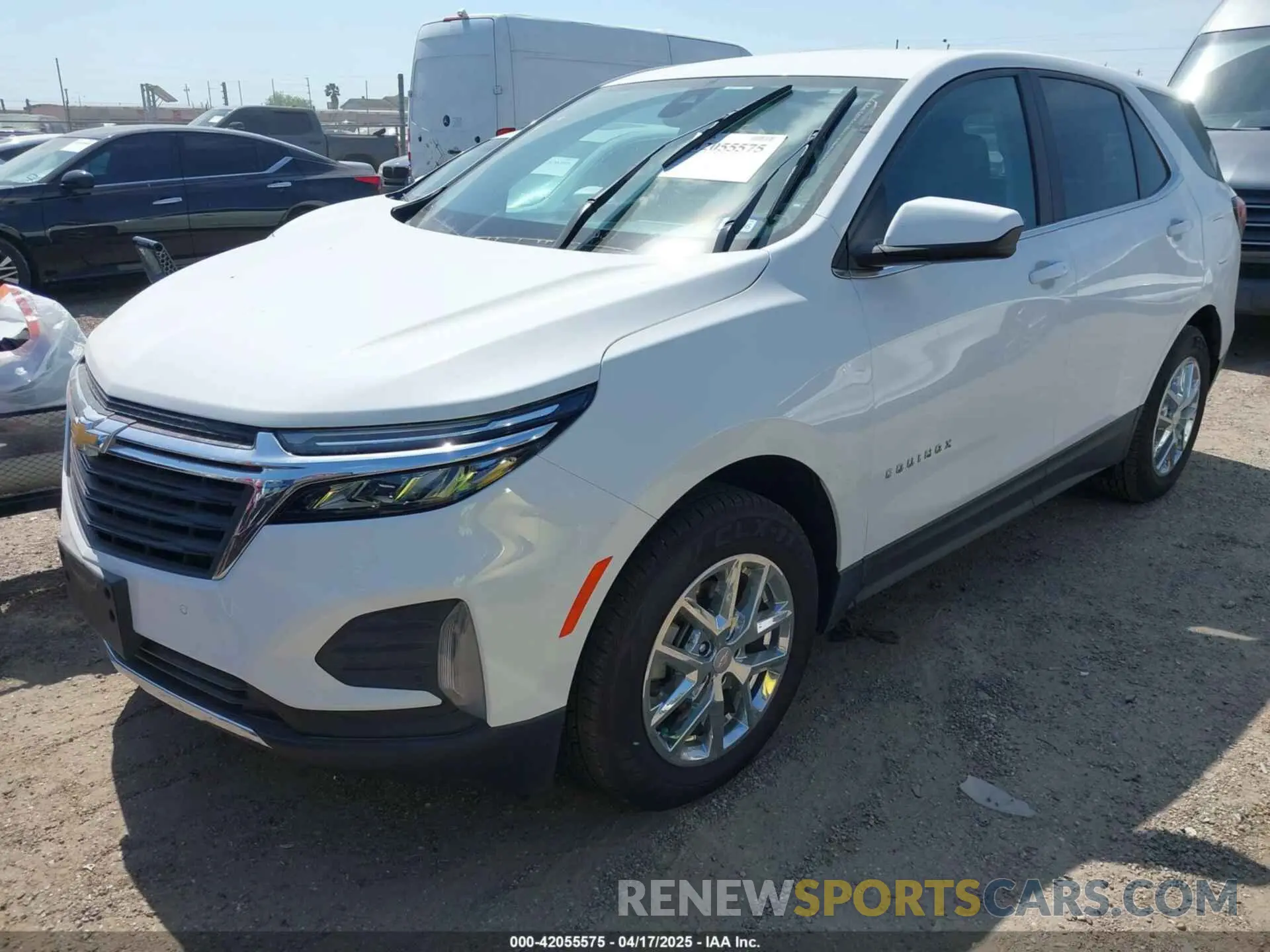 2 fotografías del automóvil dañado 3GNAXKEG3PS124856 CHEVROLET EQUINOX 2023