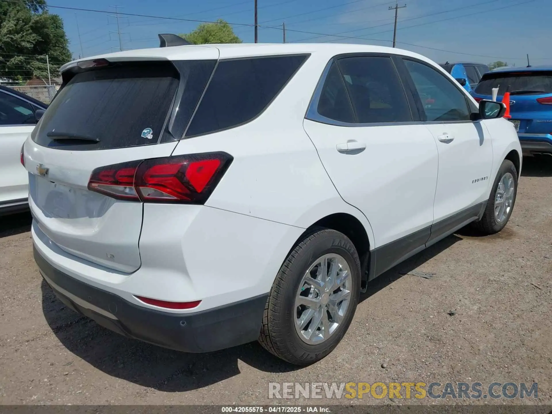 4 fotografías del automóvil dañado 3GNAXKEG3PS124856 CHEVROLET EQUINOX 2023