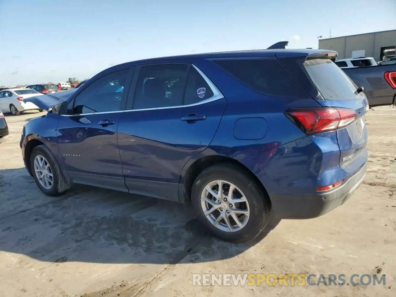 2 fotografías del automóvil dañado 3GNAXKEG4PS142301 CHEVROLET EQUINOX 2023