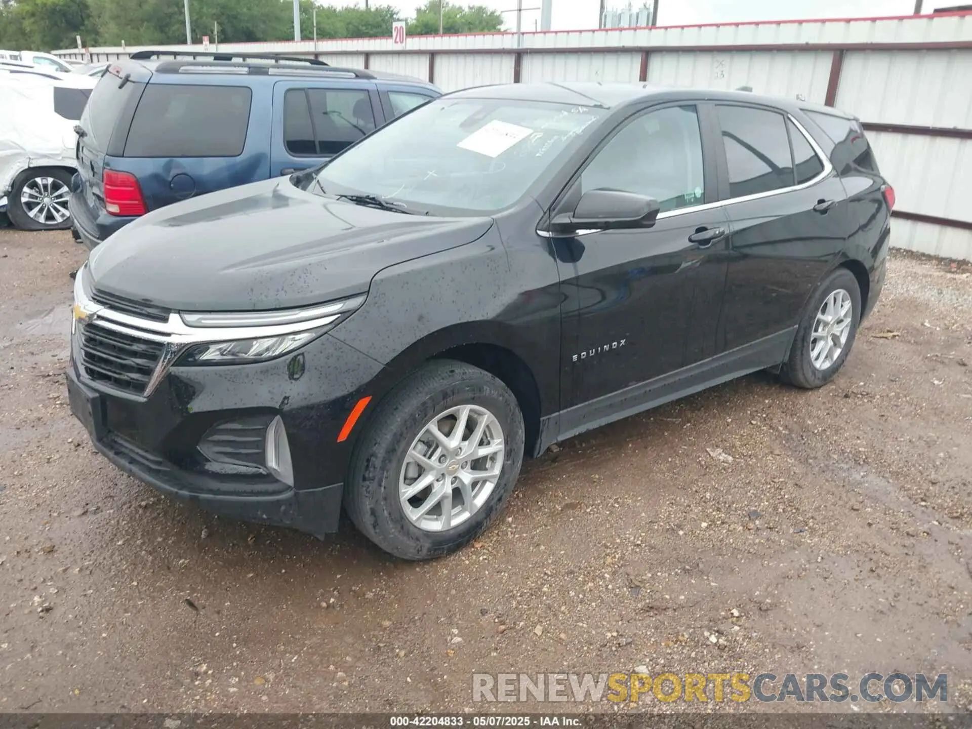 2 fotografías del automóvil dañado 3GNAXKEG6PL266354 CHEVROLET EQUINOX 2023