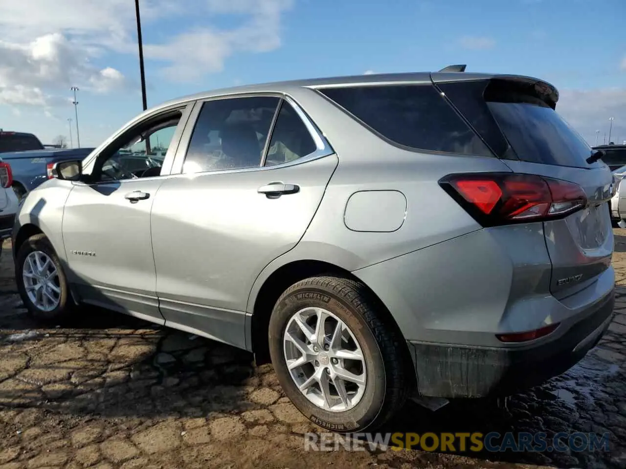 2 fotografías del automóvil dañado 3GNAXKEG6PS163859 CHEVROLET EQUINOX 2023