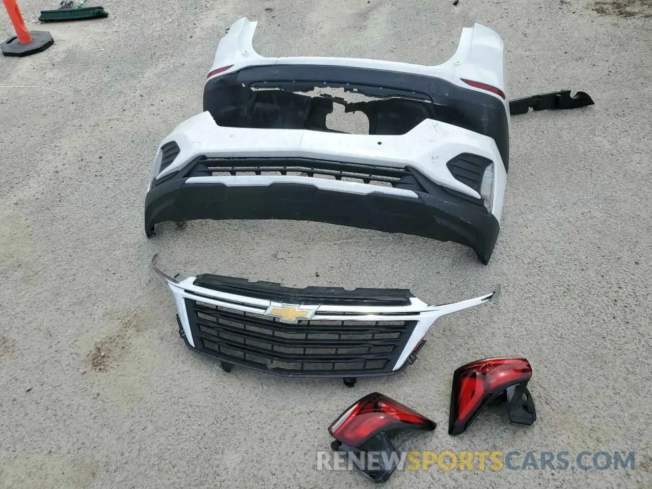15 fotografías del automóvil dañado 3GNAXKEG6PS185490 CHEVROLET EQUINOX 2023
