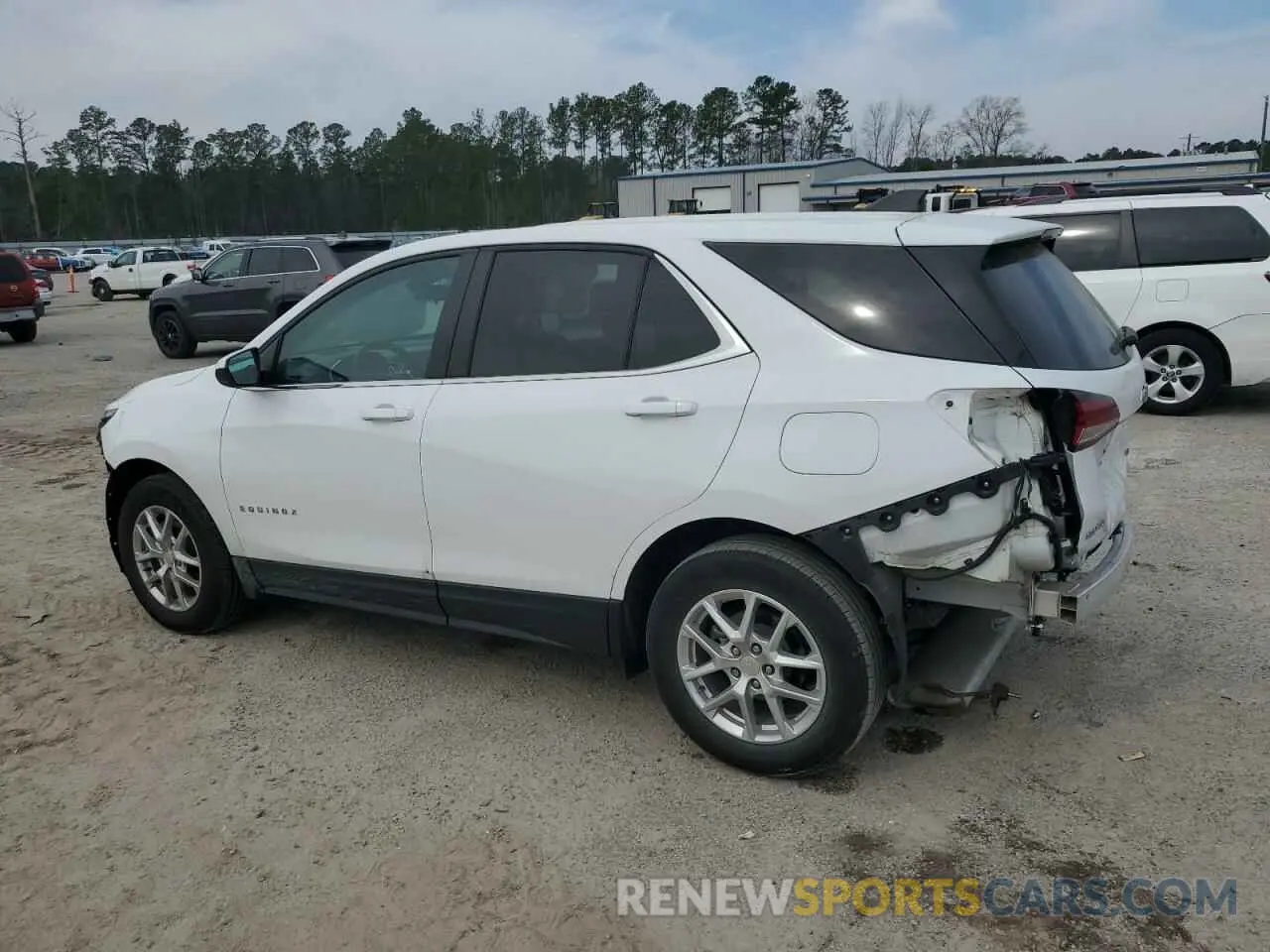2 fotografías del automóvil dañado 3GNAXKEG6PS185490 CHEVROLET EQUINOX 2023