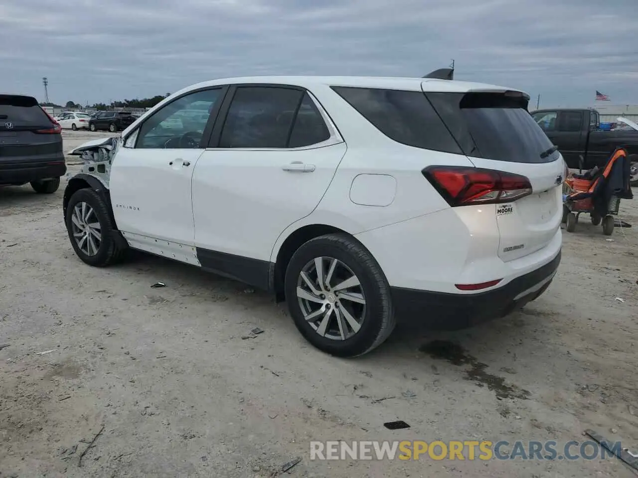 2 fotografías del automóvil dañado 3GNAXKEG7PS146214 CHEVROLET EQUINOX 2023