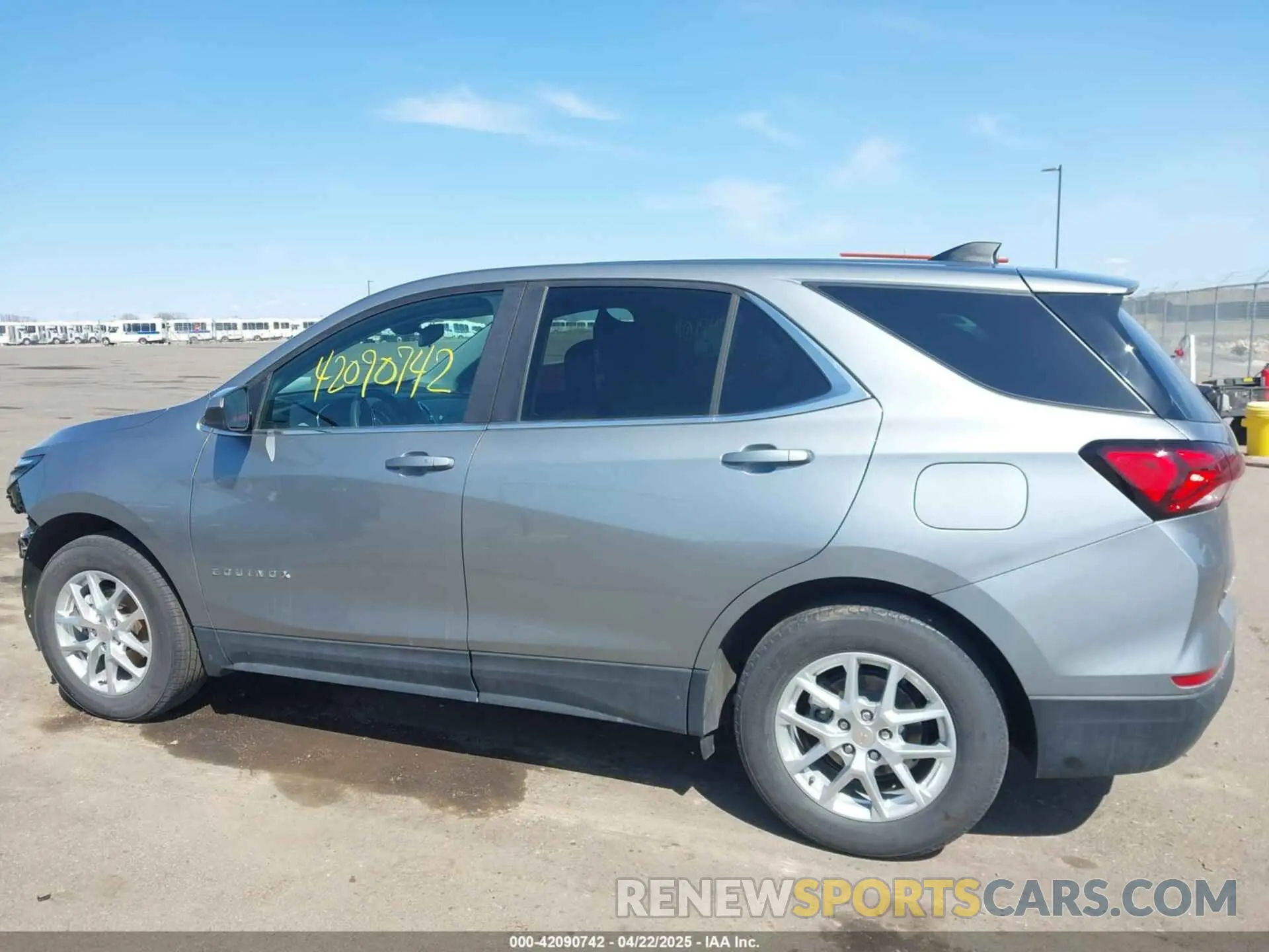 15 fotografías del automóvil dañado 3GNAXKEG7PS168424 CHEVROLET EQUINOX 2023