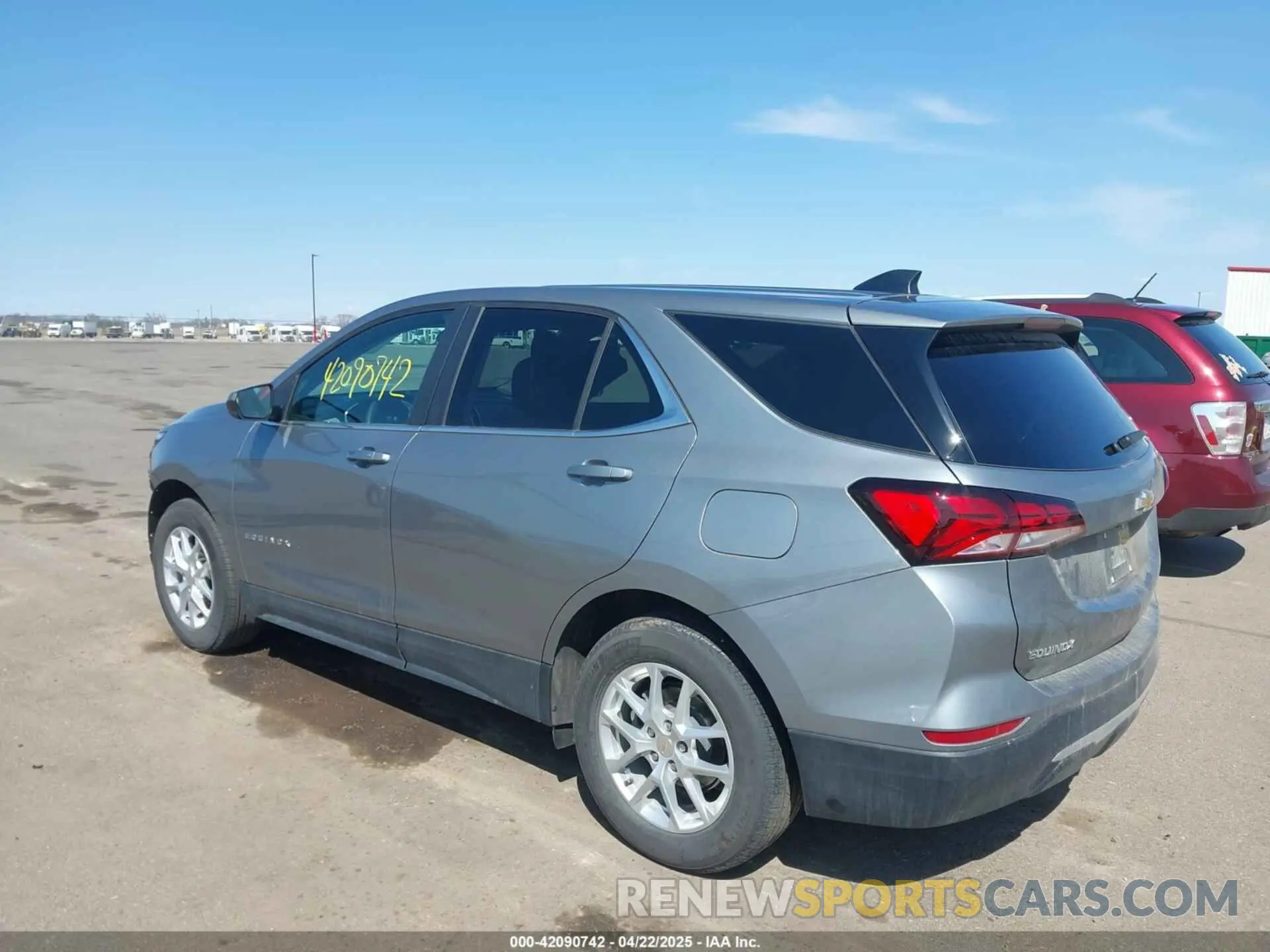 3 fotografías del automóvil dañado 3GNAXKEG7PS168424 CHEVROLET EQUINOX 2023