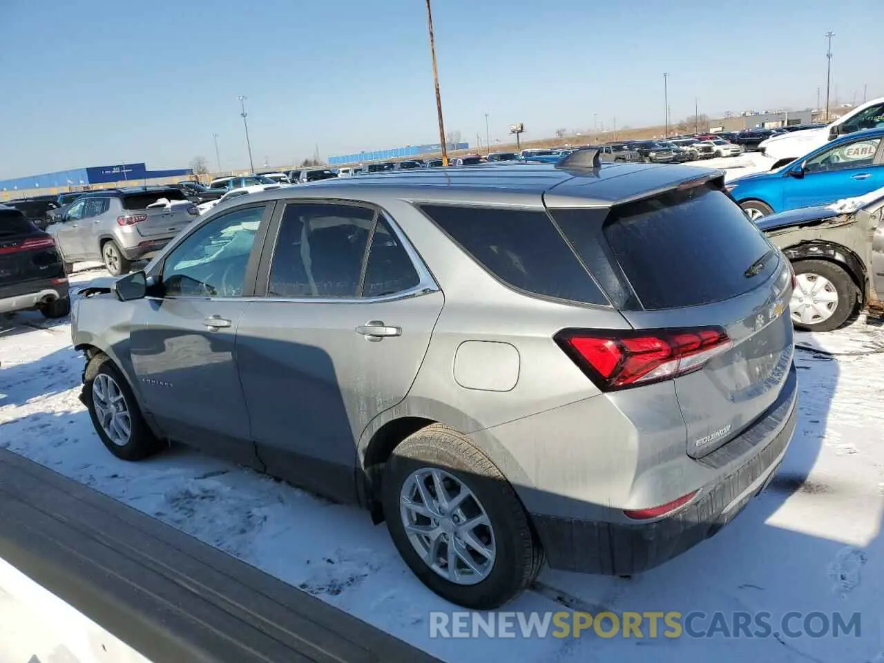 2 fotografías del automóvil dañado 3GNAXKEG8PS123623 CHEVROLET EQUINOX 2023