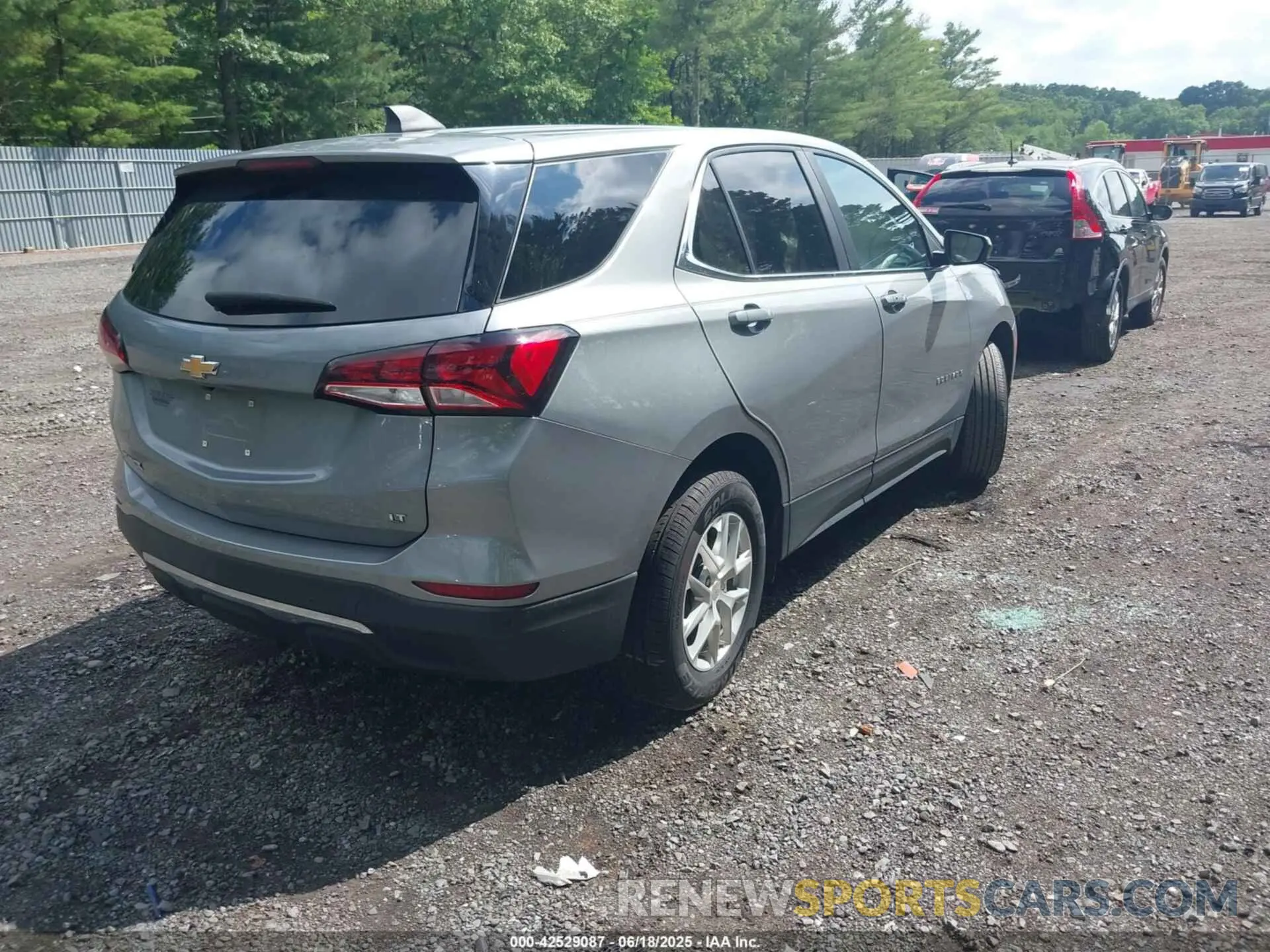4 fotografías del automóvil dañado 3GNAXKEG9PL113953 CHEVROLET EQUINOX 2023