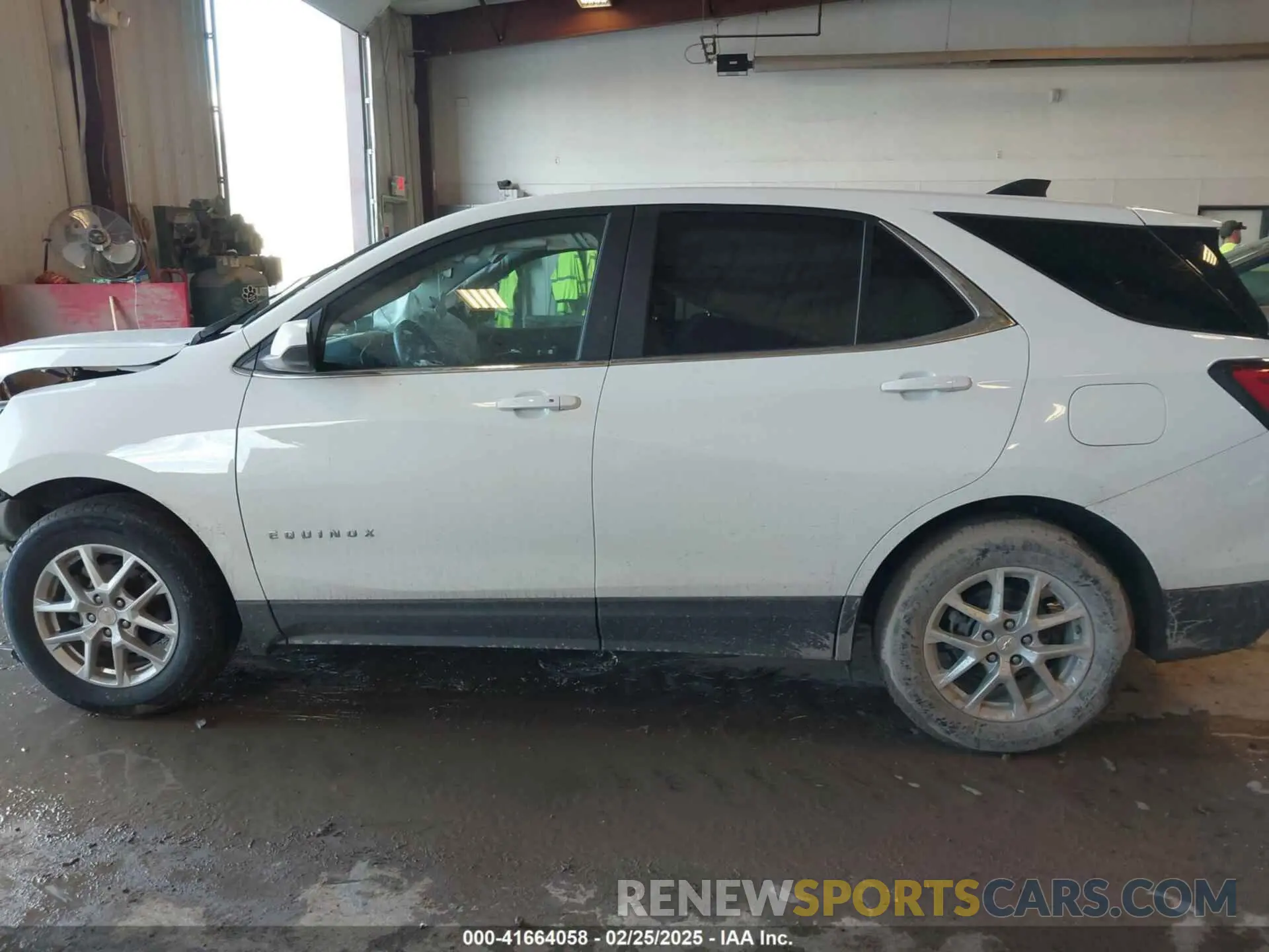 13 fotografías del automóvil dañado 3GNAXKEGXPS140052 CHEVROLET EQUINOX 2023